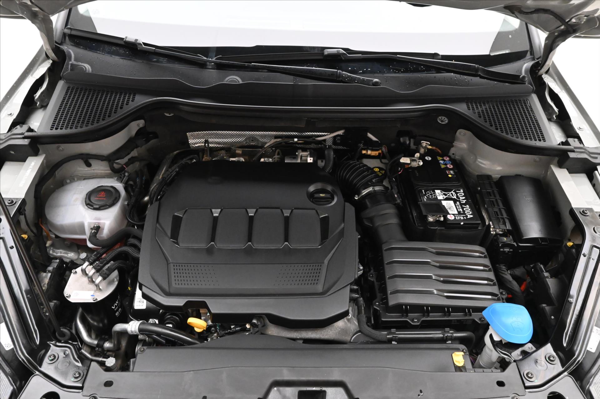 Hlavní fotografie vozu Škoda Karoq 2,0 TDI 85 kW DSG Ambition Záruka až 5 let (9)