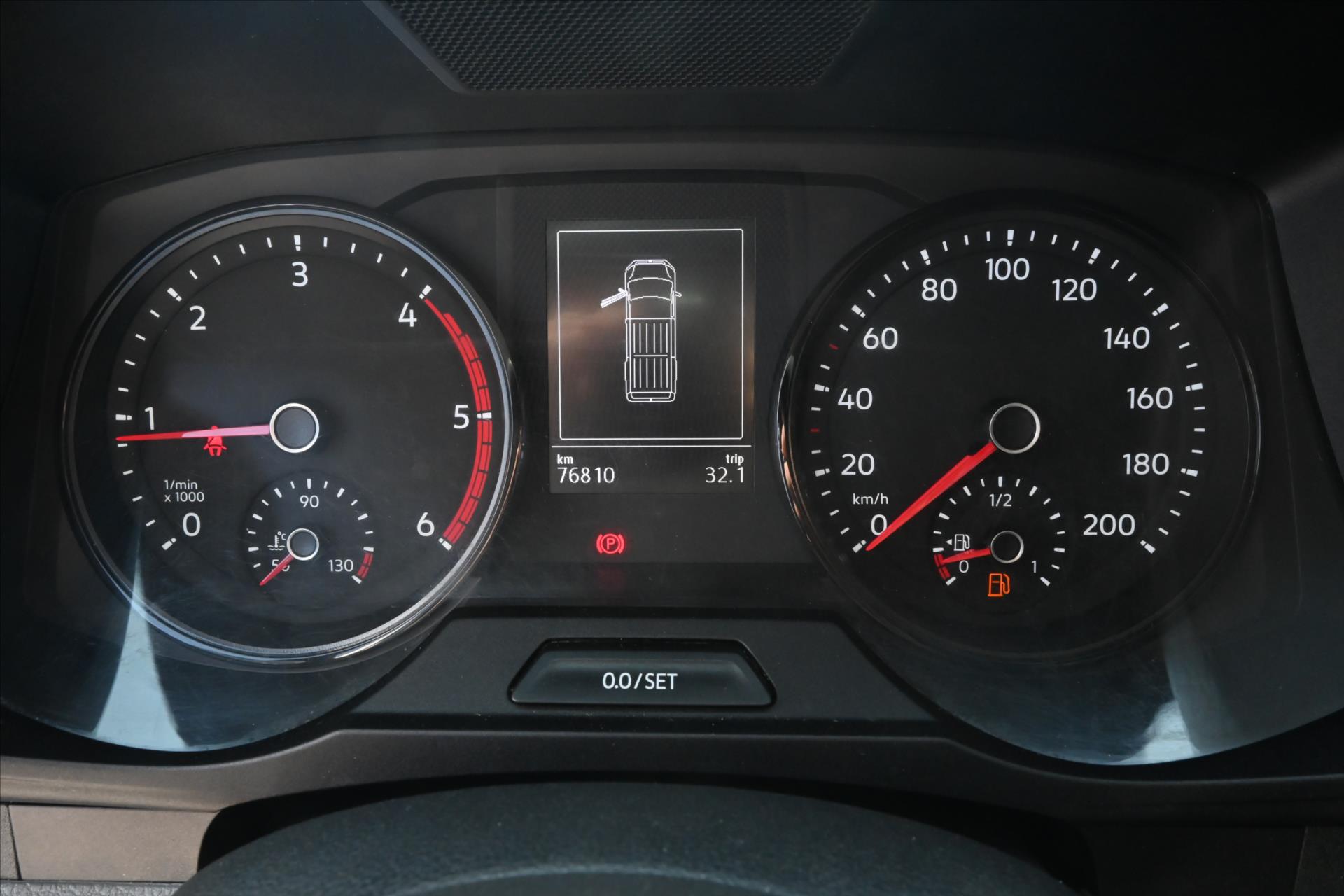 Hlavní fotografie vozu Volkswagen Crafter 2,0 TDI 103 kW L2H2 Tempomat Tažné Záruka až 5 let (16)