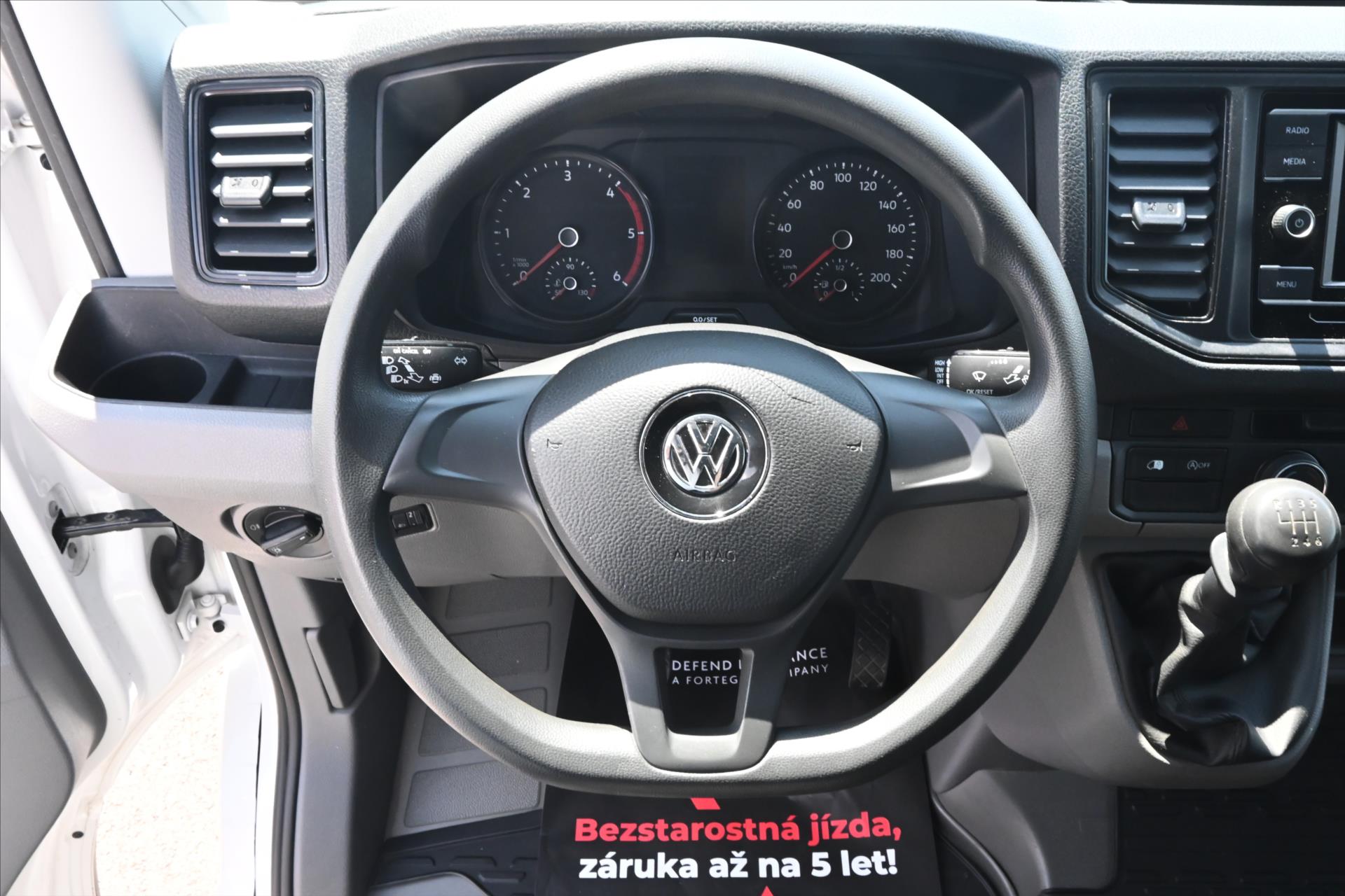 Hlavní fotografie vozu Volkswagen Crafter 2,0 TDI 103 kW L2H2 Tempomat Tažné Záruka až 5 let (18)
