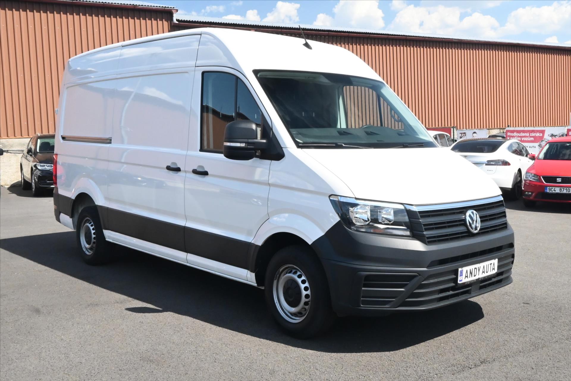 Hlavní fotografie vozu Volkswagen Crafter 2,0 TDI 103 kW L2H2 Tempomat Tažné Záruka až 5 let (3)