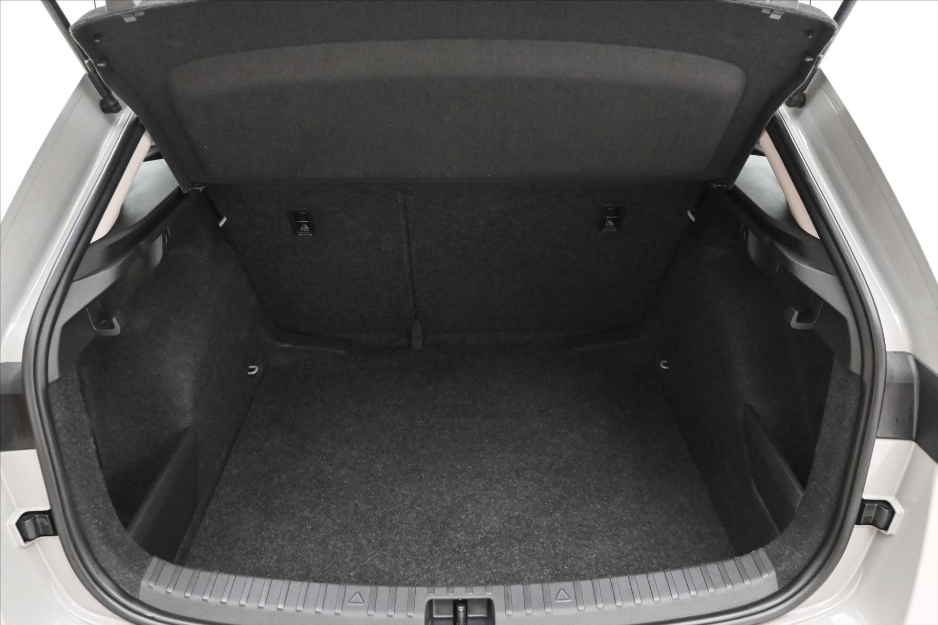 Hlavní fotografie vozu Škoda Scala 1,0 TSI 81 kW DSG Ambition Záruka až 5 let (10)