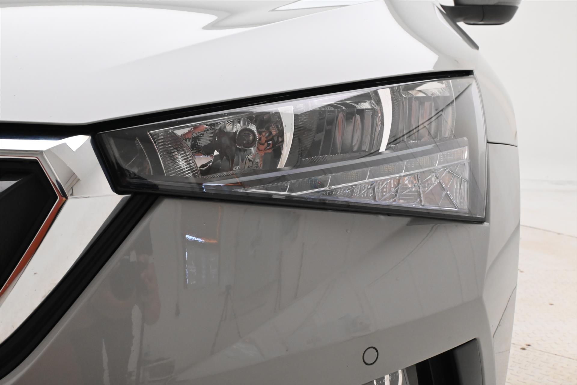 Hlavní fotografie vozu Škoda Scala 1,0 TSI 81 kW DSG Ambition Záruka až 5 let (28)