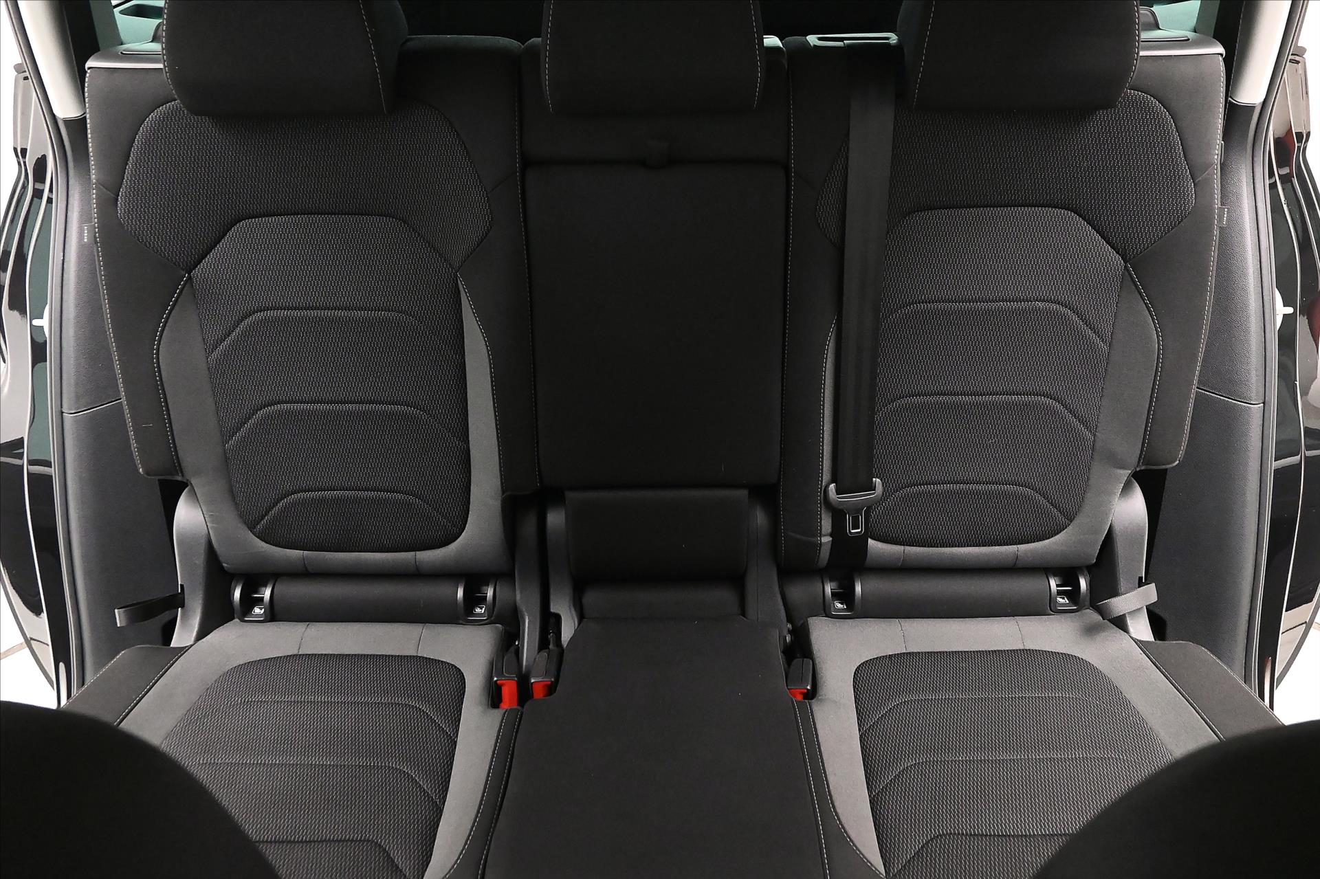Hlavní fotografie vozu Škoda Kodiaq 2,0 TDI 110 kW DSG Ambition 7míst Záruka až 5 let (29)