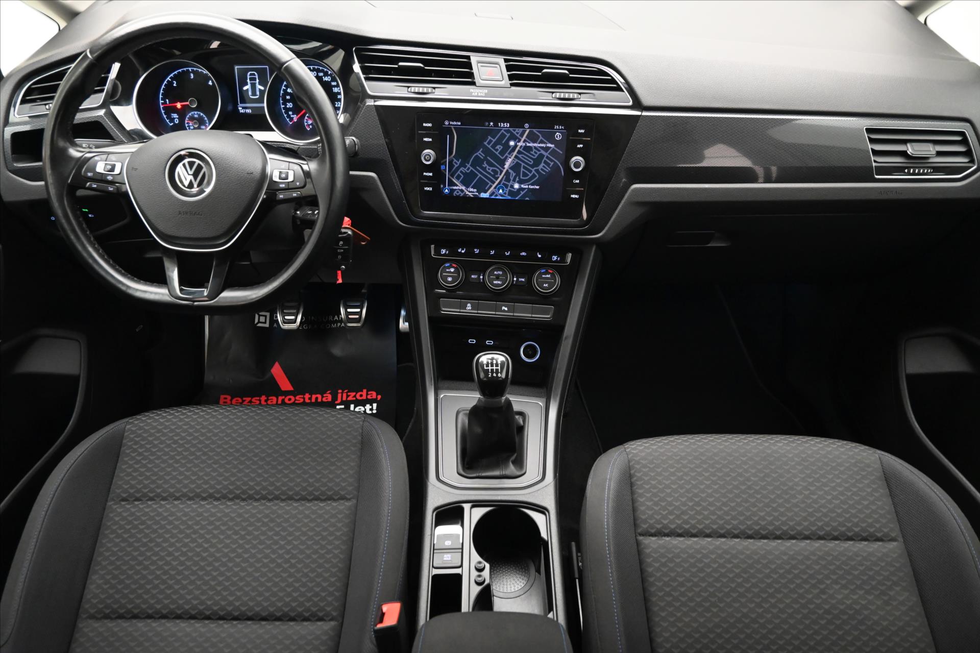 Hlavní fotografie vozu Volkswagen Touran 2,0 TDI 110 kW TAŽNÉ LED Záruka až 5 let (15)