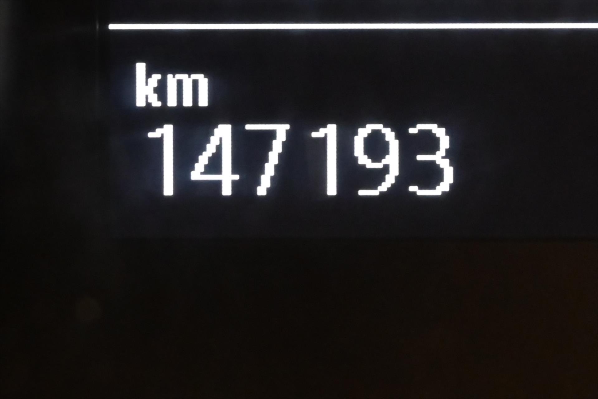 Hlavní fotografie vozu Volkswagen Touran 2,0 TDI 110 KW TAŽNÉ LED Záruka až 5 let (16)