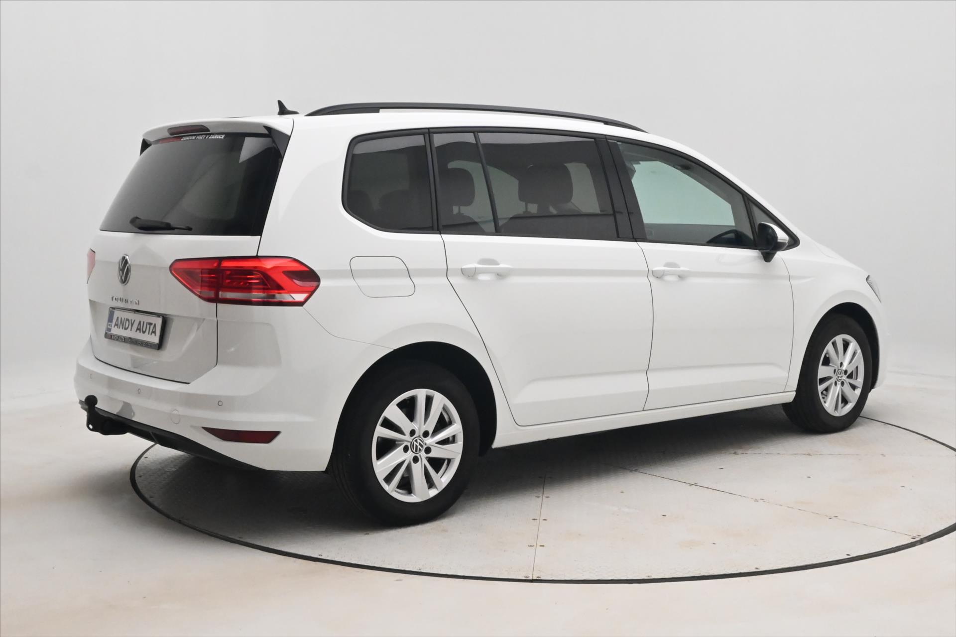 Hlavní fotografie vozu Volkswagen Touran 2,0 TDI 110 kW DSG COMFORT Záruka až 5 let (6)