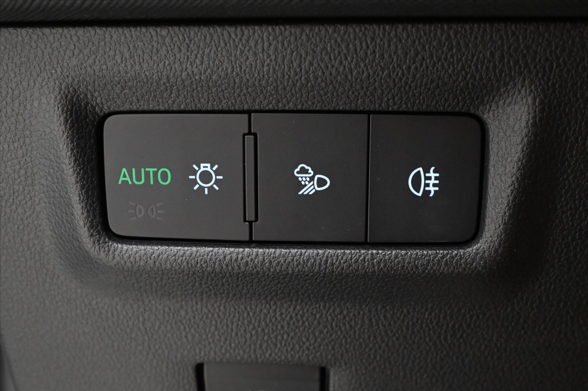 Hlavní fotografie vozu Škoda Kodiaq 1,5 TSI iV 110kW DSG Selection Záruka až 5 let (29)