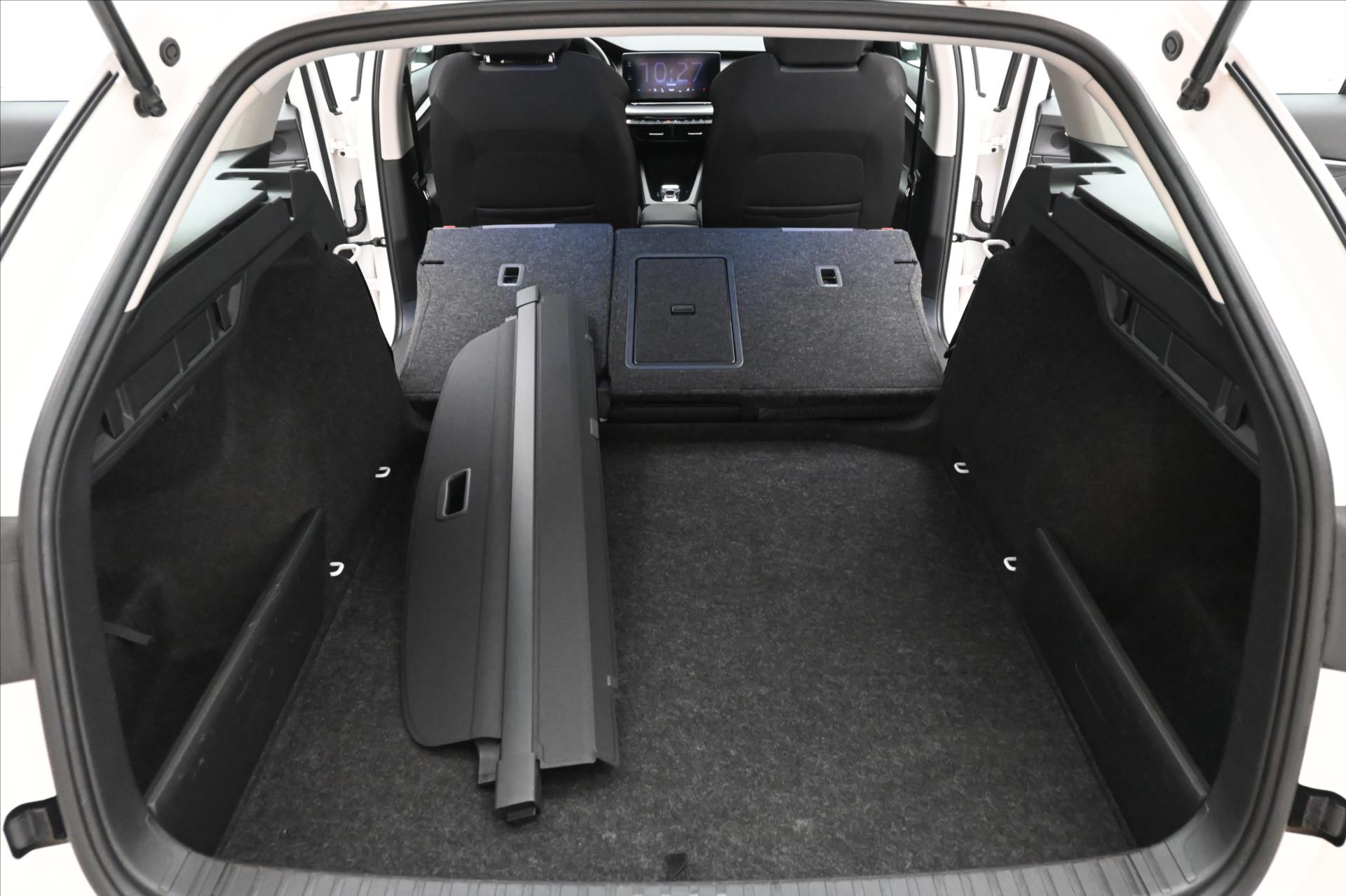 Hlavní fotografie vozu Škoda Octavia 2,0 TDI 110kW DSG Ambition Záruka až 5 let (12)