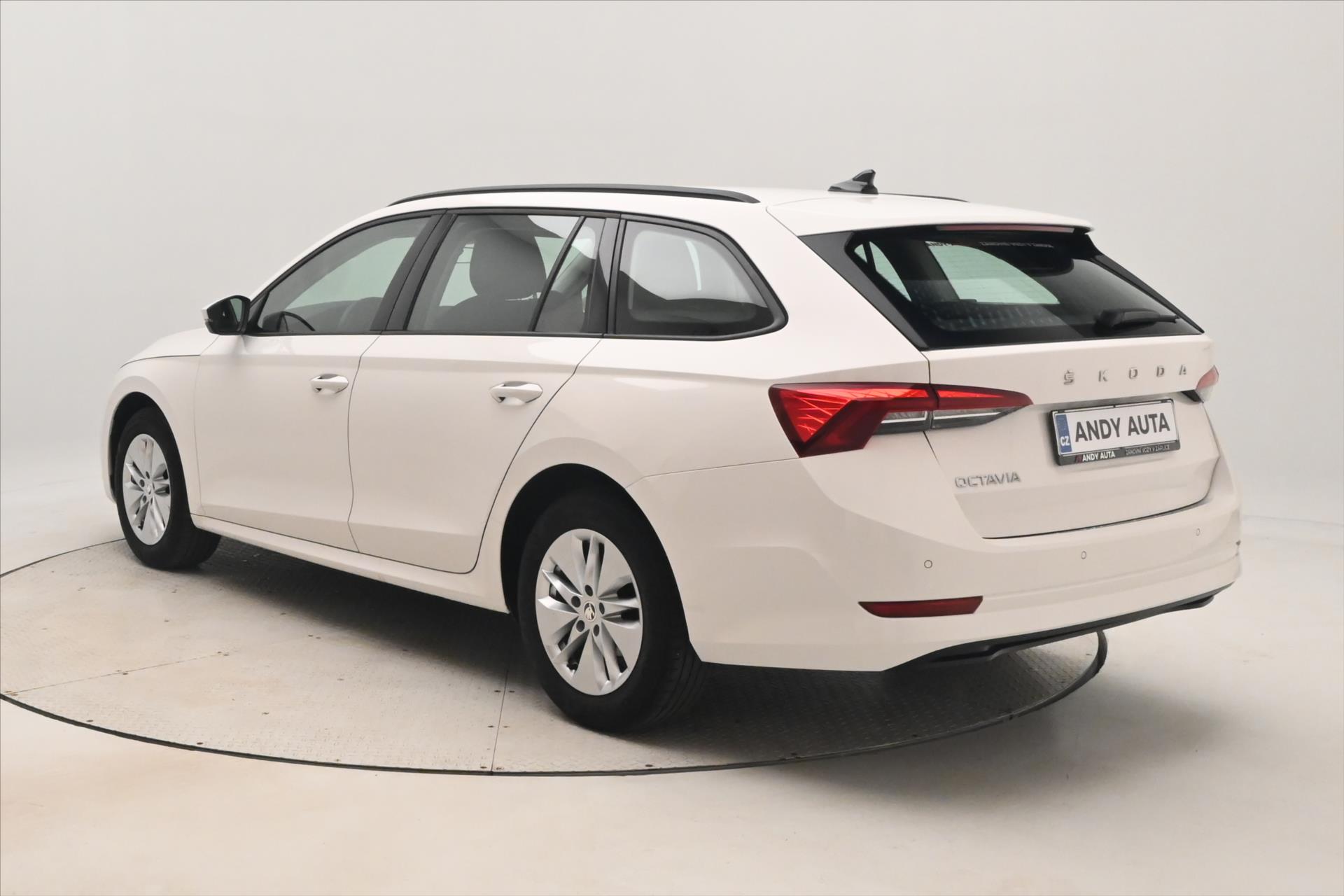 Hlavní fotografie vozu Škoda Octavia 2,0 TDI 110kW DSG Ambition Záruka až 5 let (8)