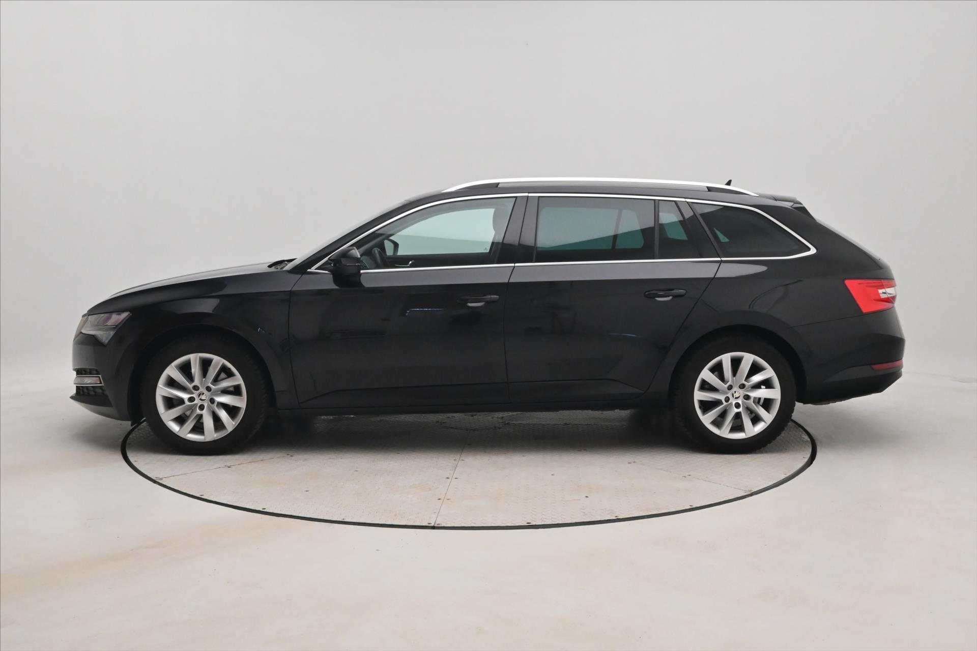 Hlavní fotografie vozu Škoda Superb 1,5 TSI 110 kW DSG Business Záruka až 5 let (8)