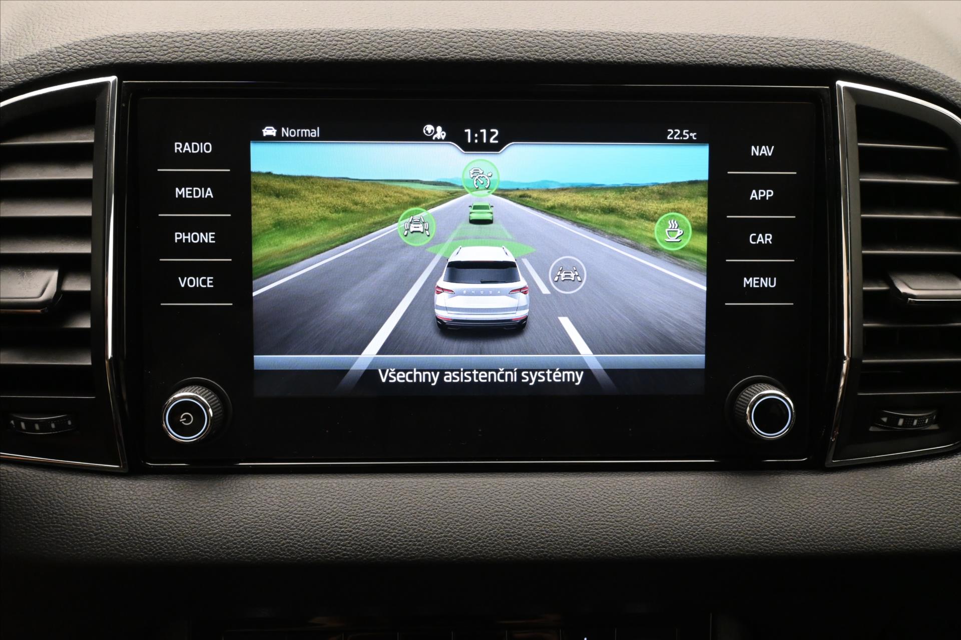 Main photo of the car Skoda Karoq 1.5 TSI 110kW DSG Style Warranty up to 5 years (19)