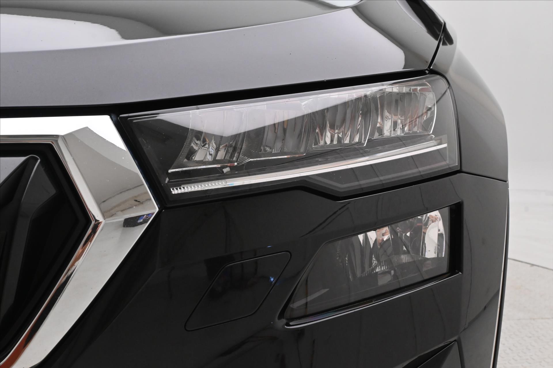 Main photo of the car Skoda Karoq 1.5 TSI 110kW DSG Style Warranty up to 5 years (29)