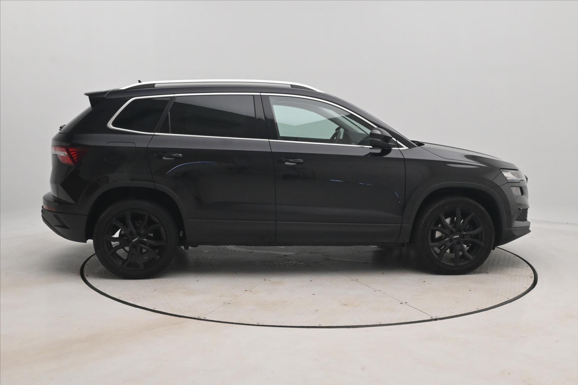 Main photo of the car Skoda Karoq 1.5 TSI 110kW DSG Style Warranty up to 5 years (4)