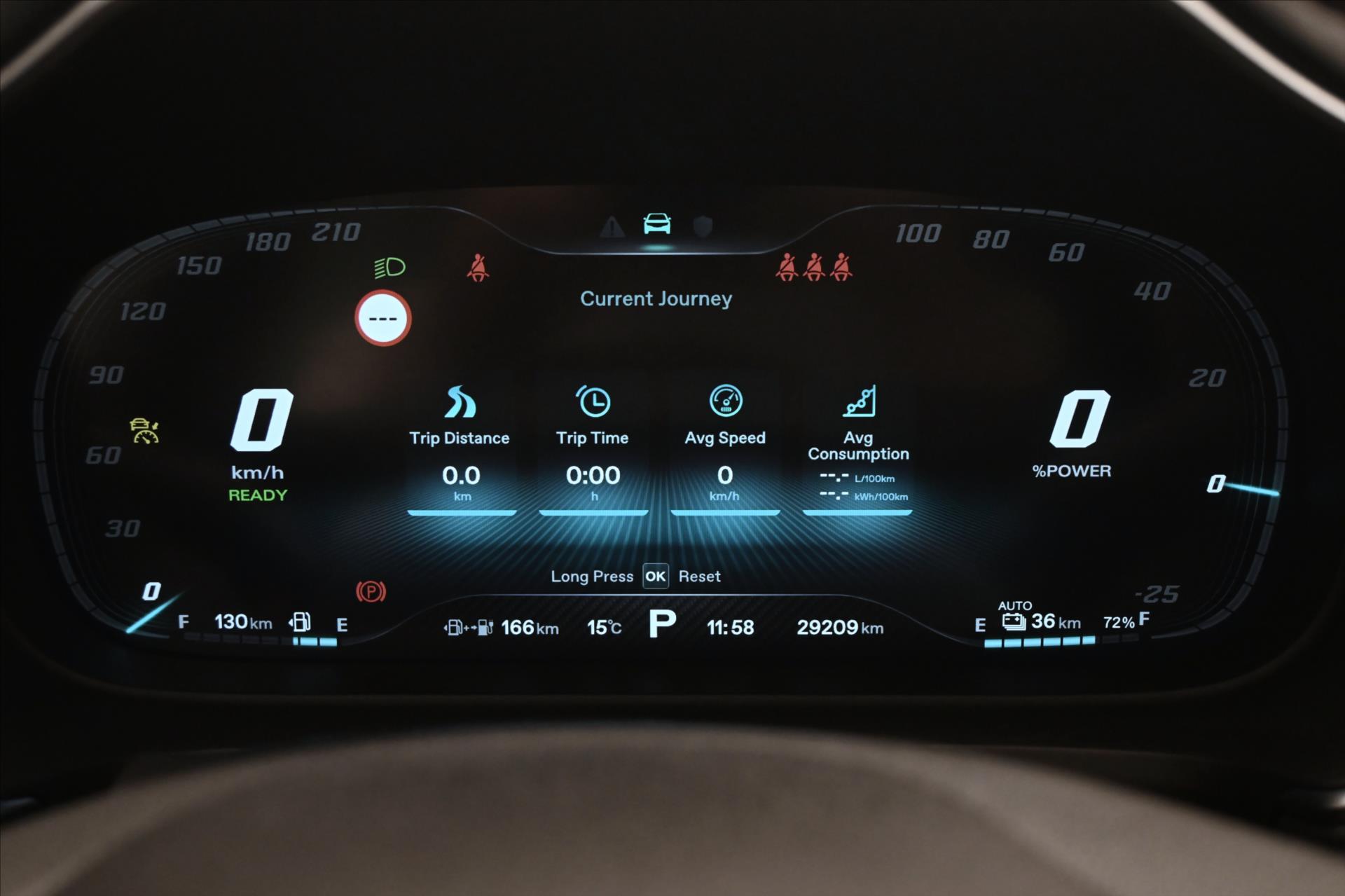 Hlavní fotografie vozu MG eHS 1,5 TGI PHEV 119kW AT Záruka až 5 let (16)