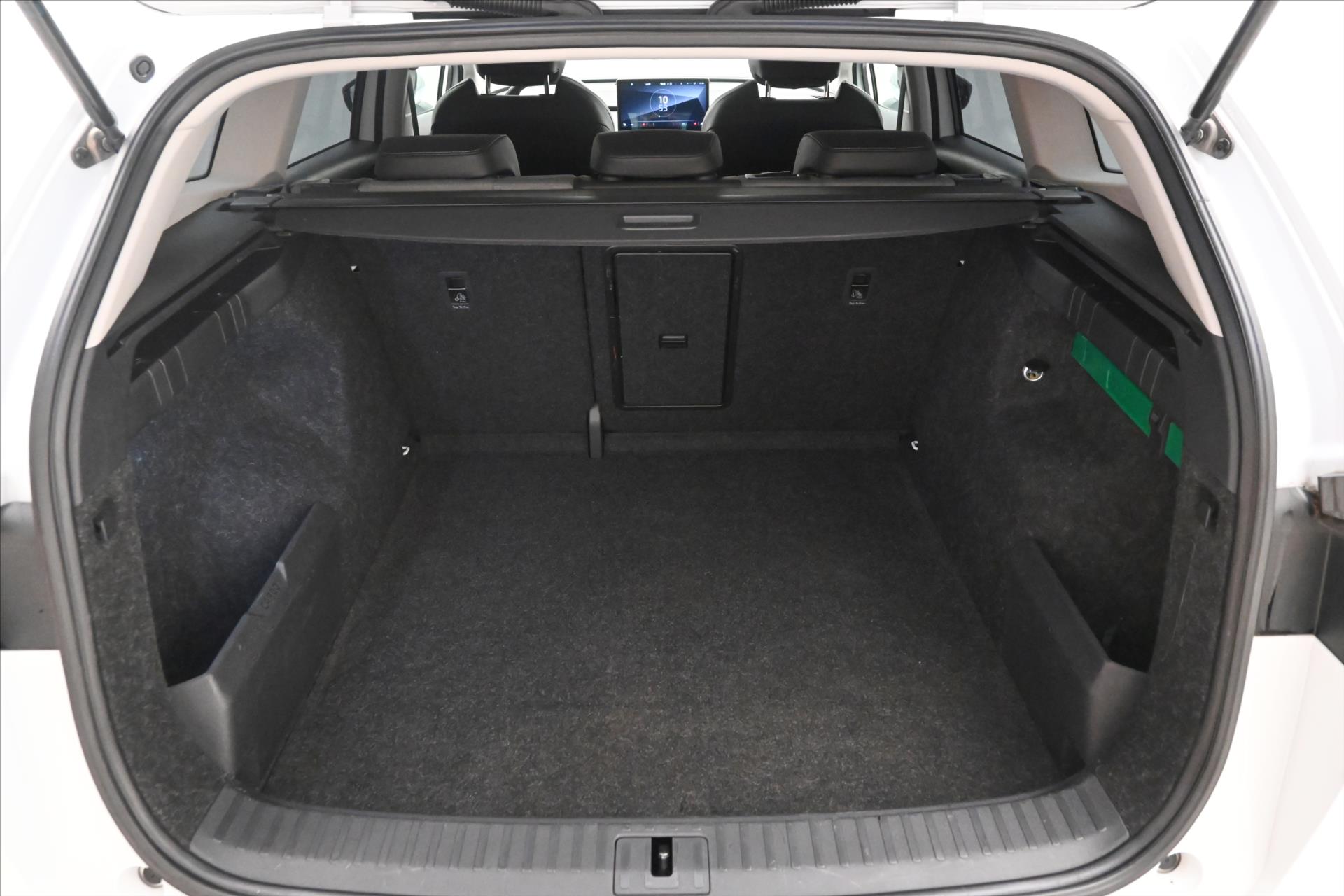 Hlavní fotografie vozu Škoda Enyaq iV 80 150kW 82kWh Záruka až 3 roky (10)