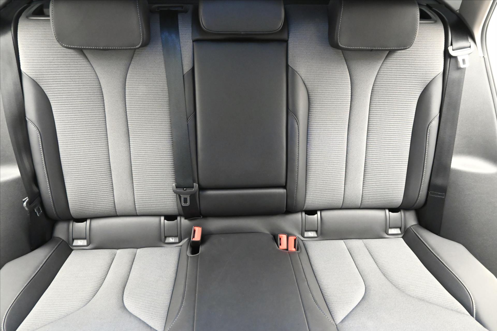 Hlavní fotografie vozu Škoda Enyaq iV 80 150kW 82kWh Záruka až 3 roky (28)