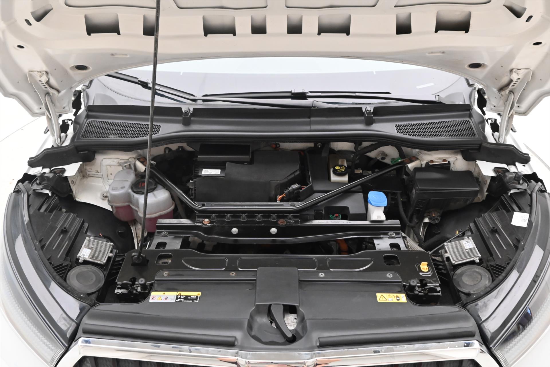 Hlavní fotografie vozu Škoda Enyaq iV 80 150kW 82kWh Záruka až 3 roky (9)