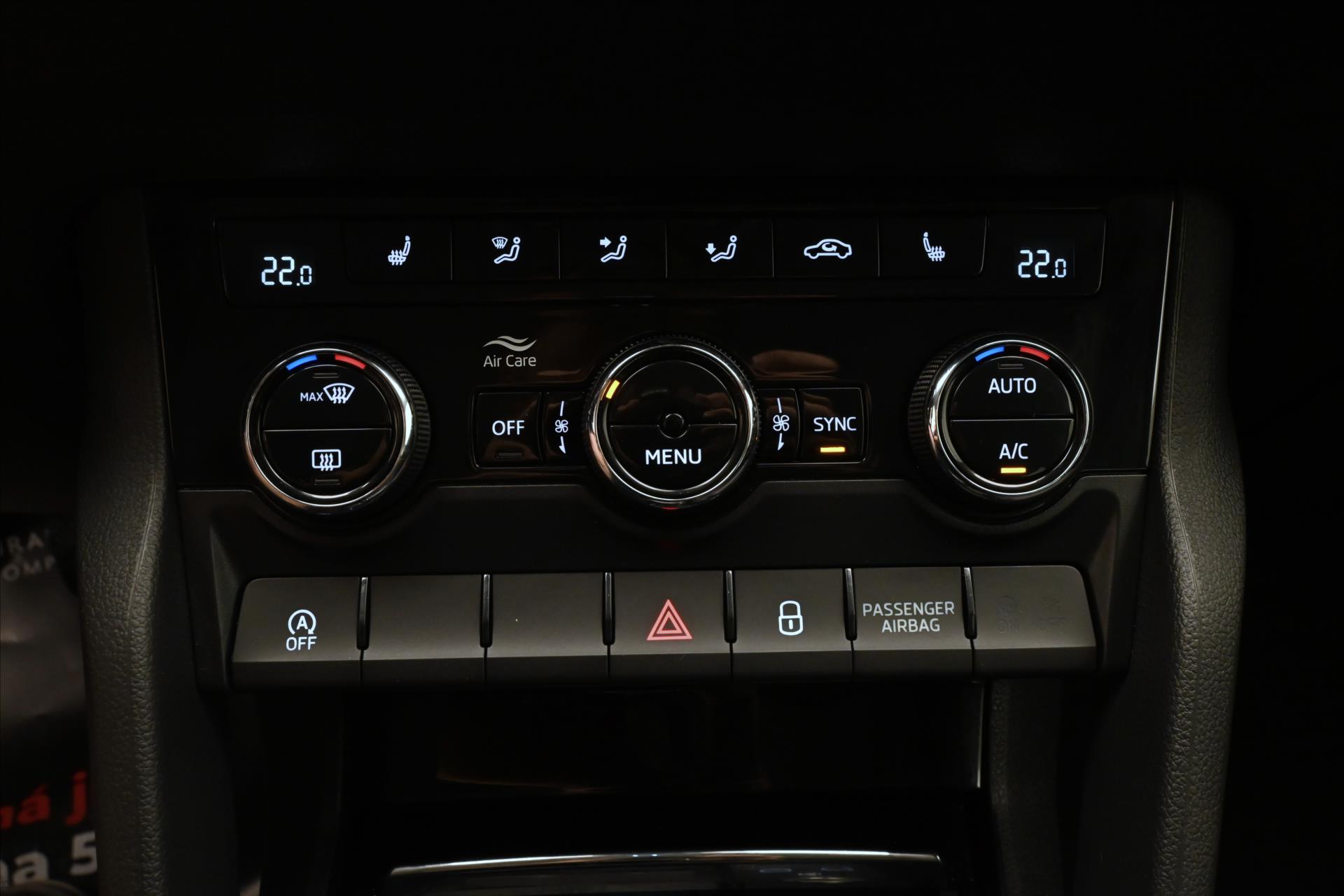 Hlavní fotografie vozu Škoda Karoq 2,0 TDI 85kW DSG Style Záruka až 5 let (20)