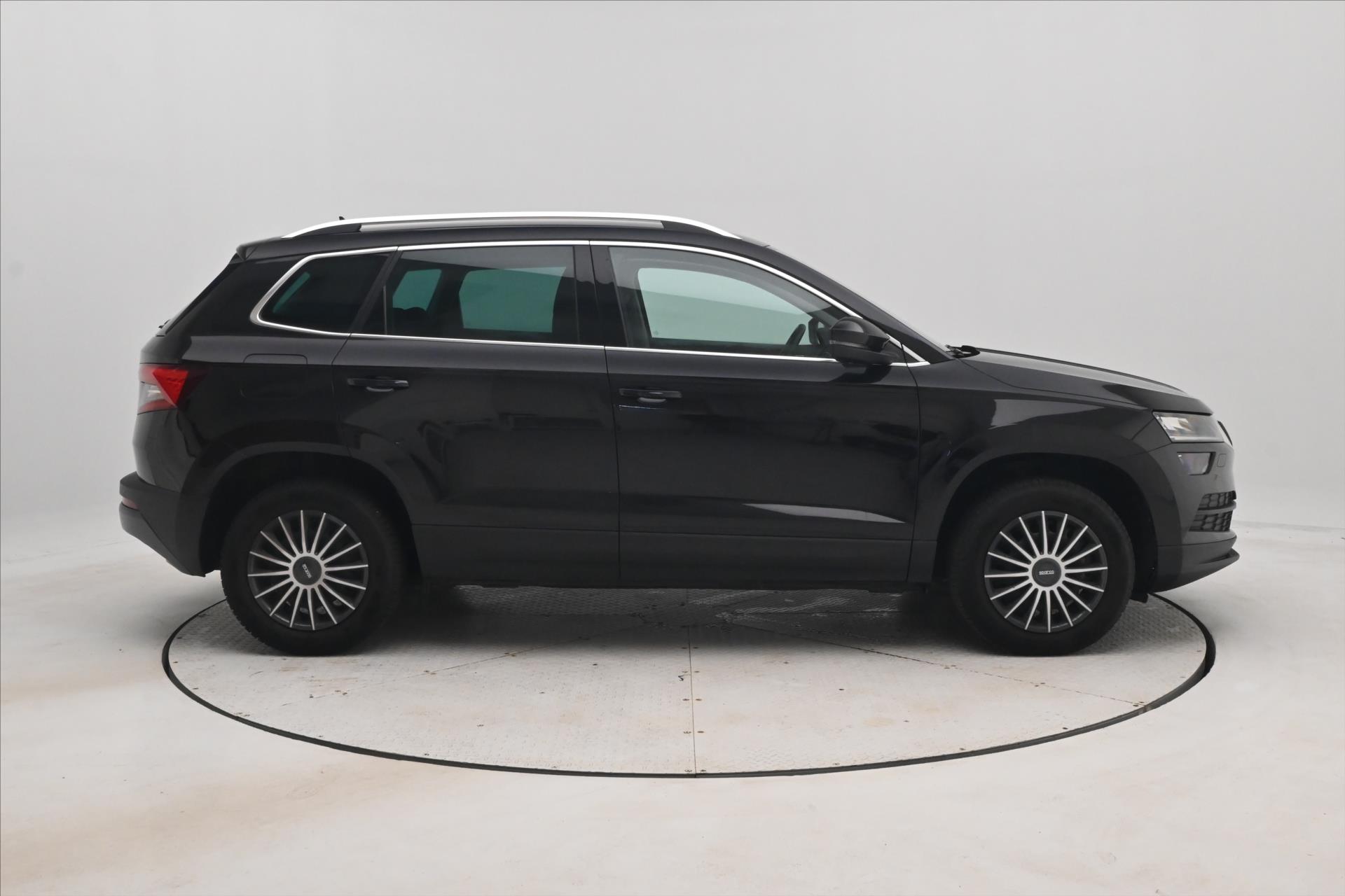 Hlavní fotografie vozu Škoda Karoq 2,0 TDI 85kW DSG Style Záruka až 5 let (4)