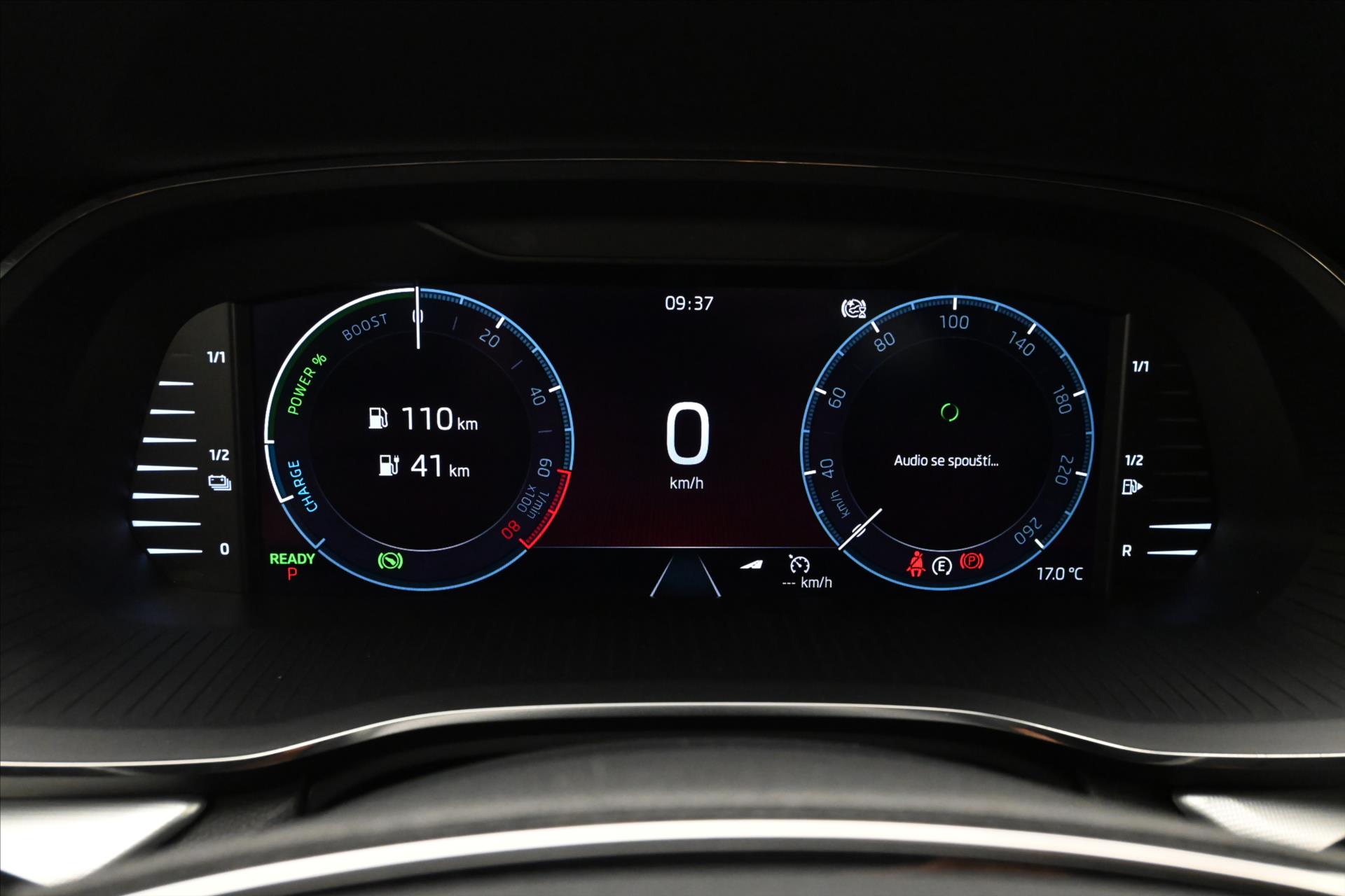 Hlavní fotografie vozu Škoda Octavia 1,4 TSI iV 150kW DSG Style Záruka až 5 let (17)