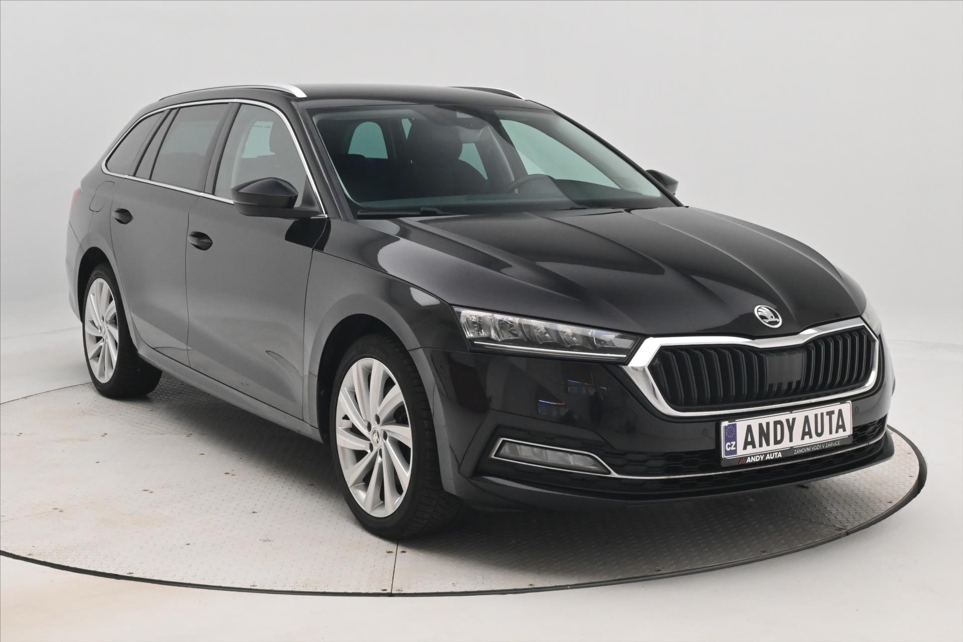 Hlavní fotografie vozu Škoda Octavia 1,4 TSI iV 150kW DSG Style Záruka až 5 let (4)