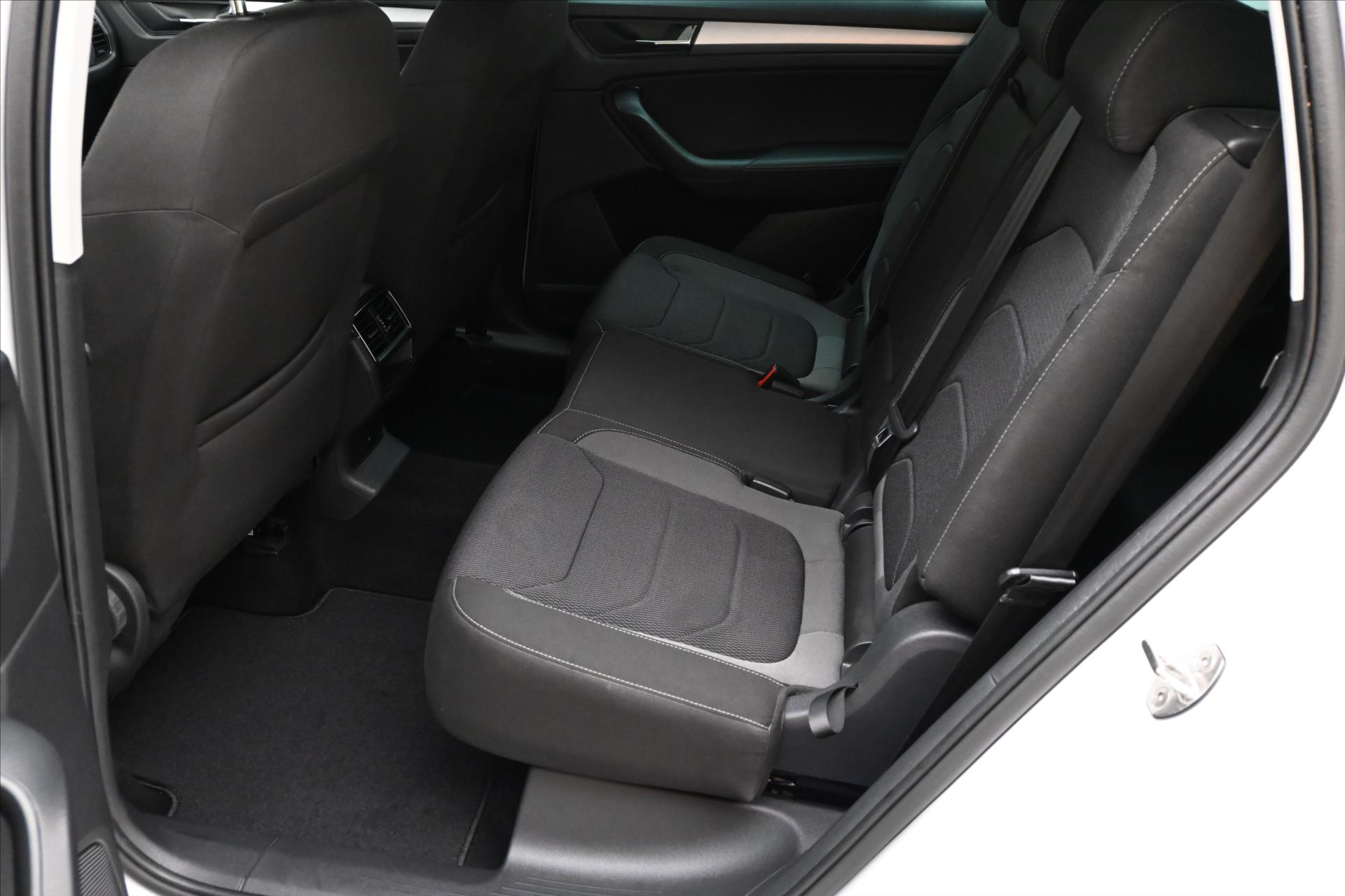 Hlavní fotografie vozu Škoda Kodiaq 2,0 TDI 110kW DSG 4x4 TAŽNÉ Záruka až 5 let (15)