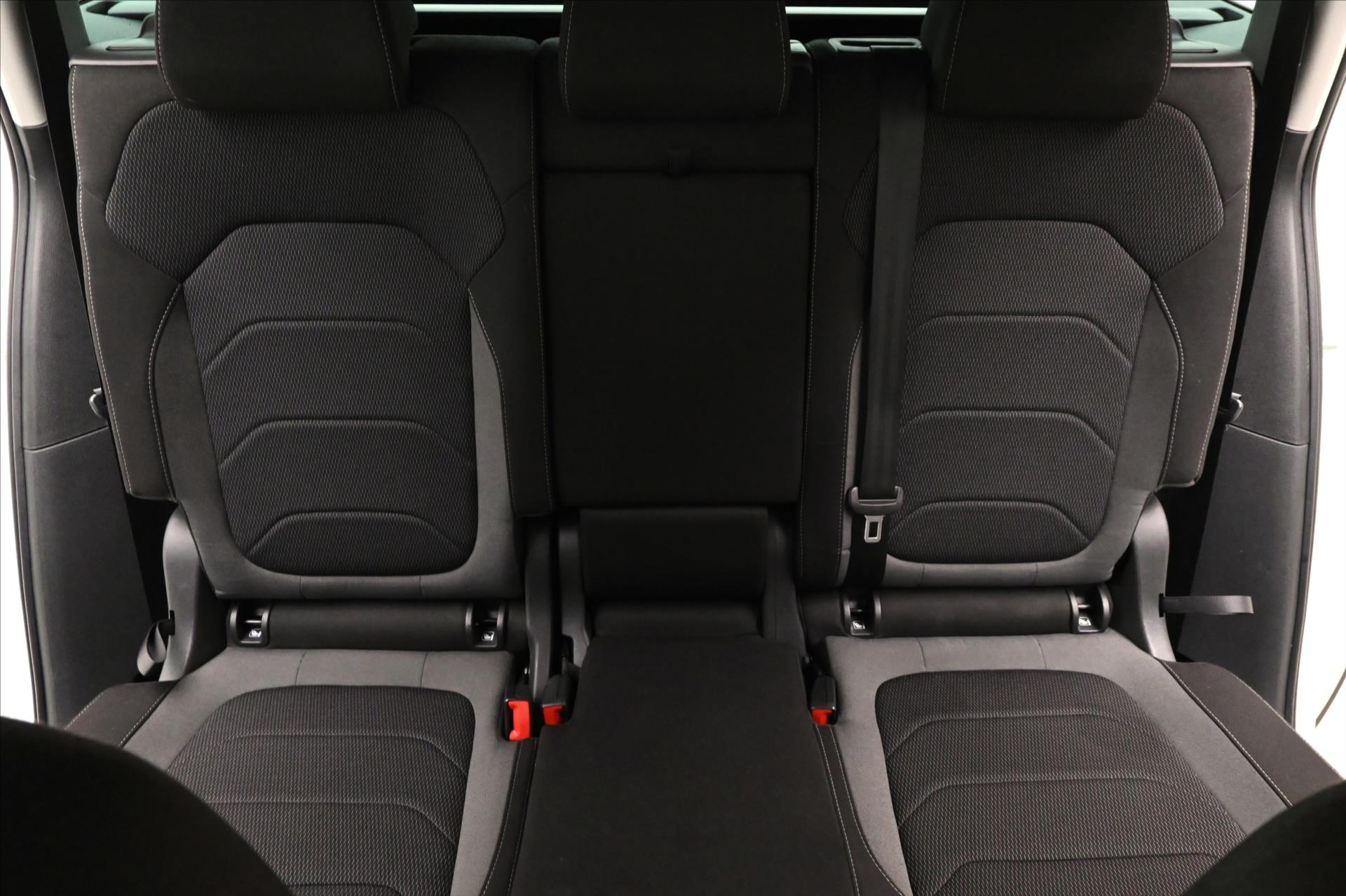 Hlavní fotografie vozu Škoda Kodiaq 2,0 TDI 110kW DSG 4x4 TAŽNÉ Záruka až 5 let (28)
