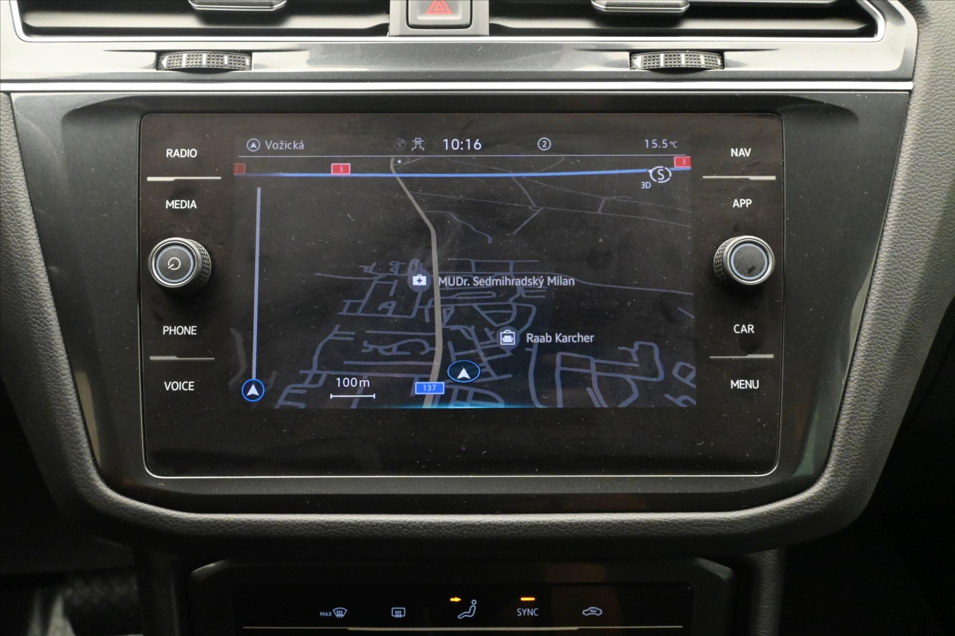 Hlavní fotografie vozu Volkswagen Tiguan 2,0 TDI 110kW DSG Life Záruka až 5 let (20)