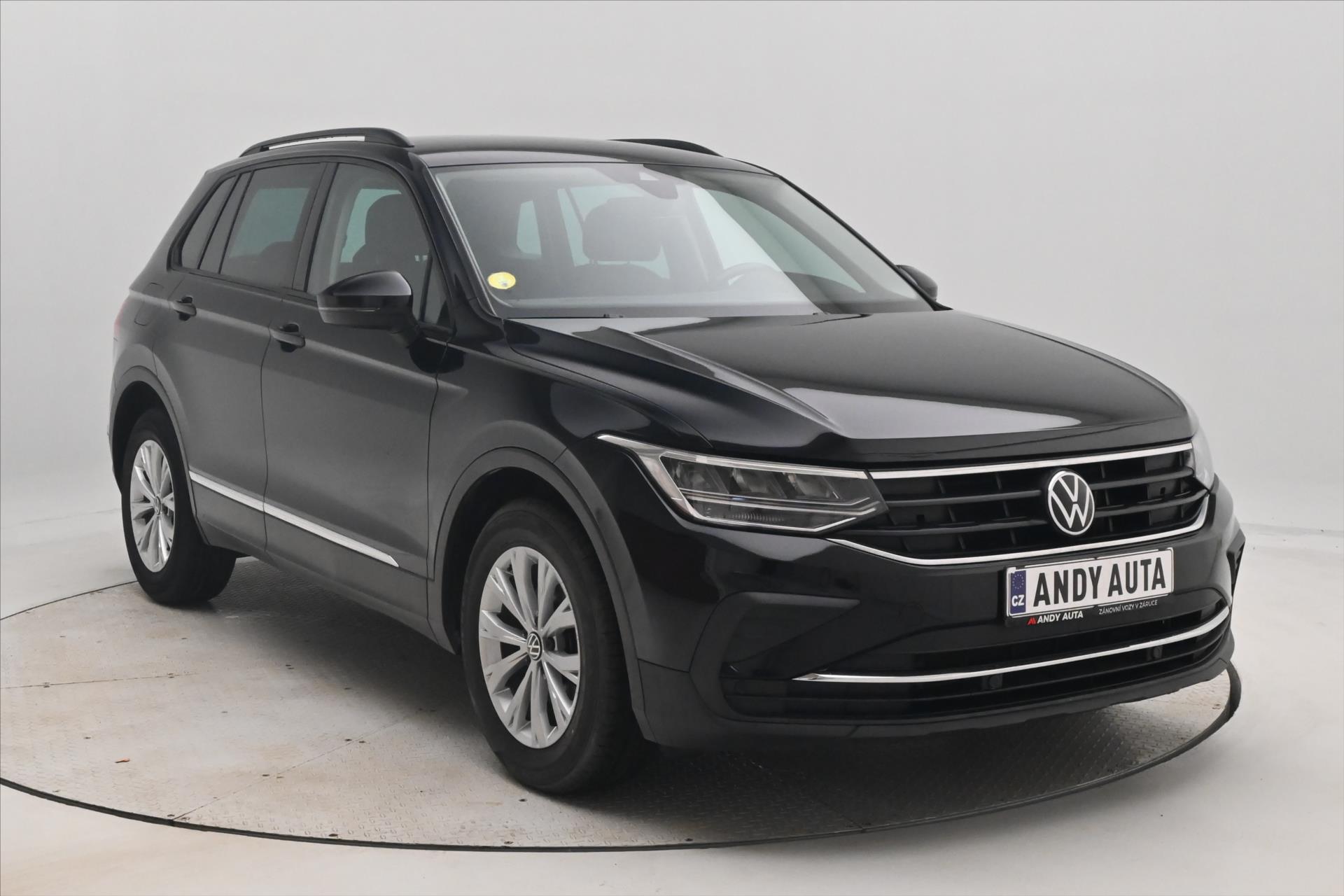 Hlavní fotografie vozu Volkswagen Tiguan 2,0 TDI 110kW DSG Life Záruka až 5 let (3)