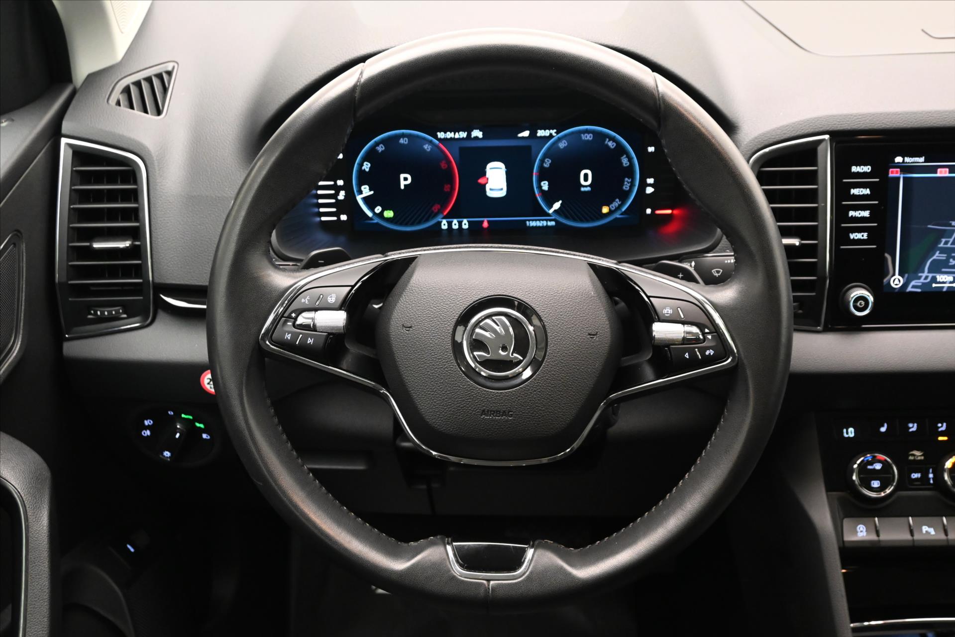 Hlavní fotografie vozu Škoda Karoq 2,0 TDI 110kW DSG 4x4 STYLE Záruka až 5 let (18)