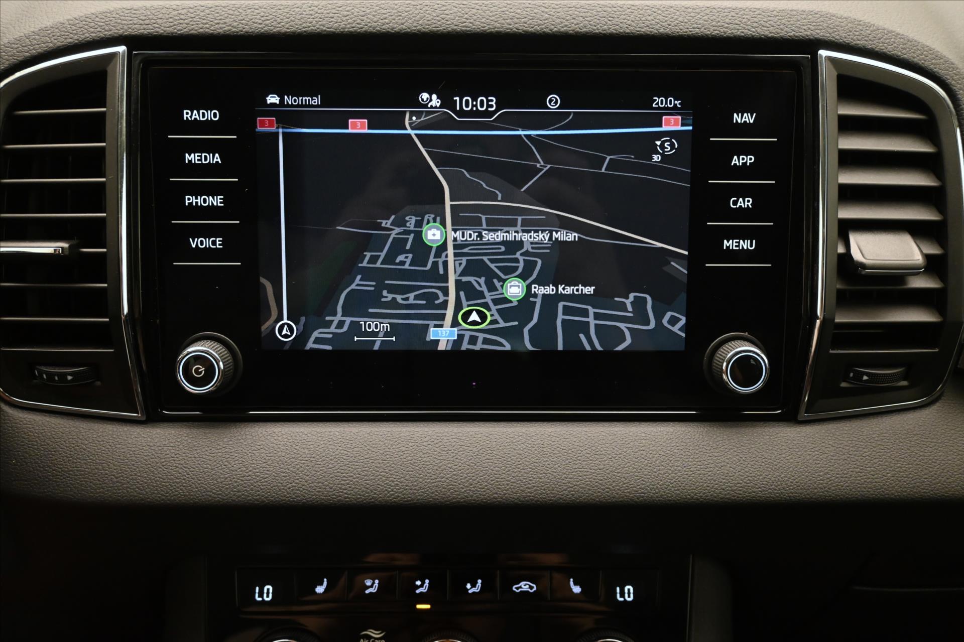 Hlavní fotografie vozu Škoda Karoq 2,0 TDI 110kW DSG 4x4 STYLE Záruka až 5 let (20)