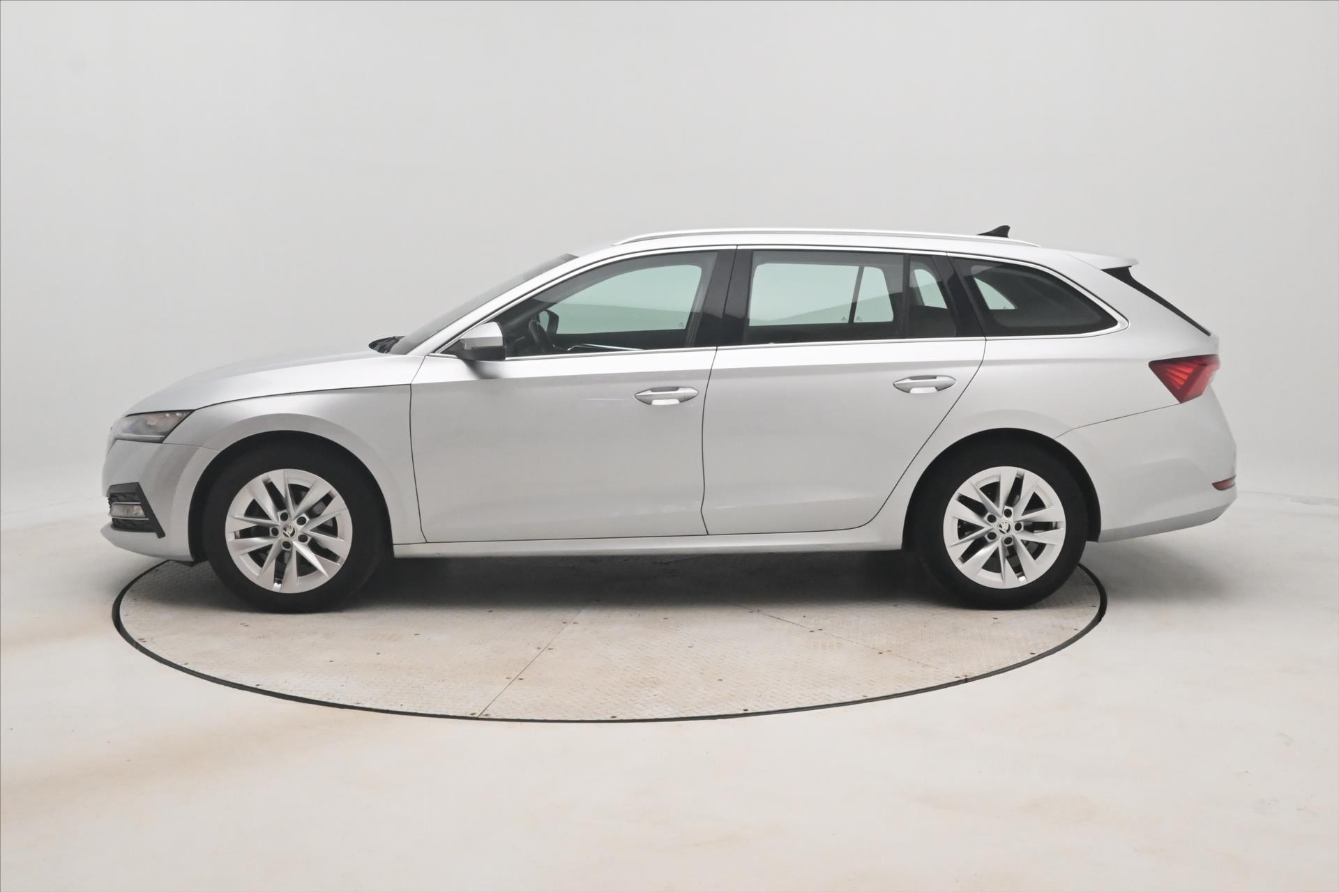 Main photo of the car Skoda Octavia 2.0 TDI 110kW DSG Style Warranty up to 5 years (9)