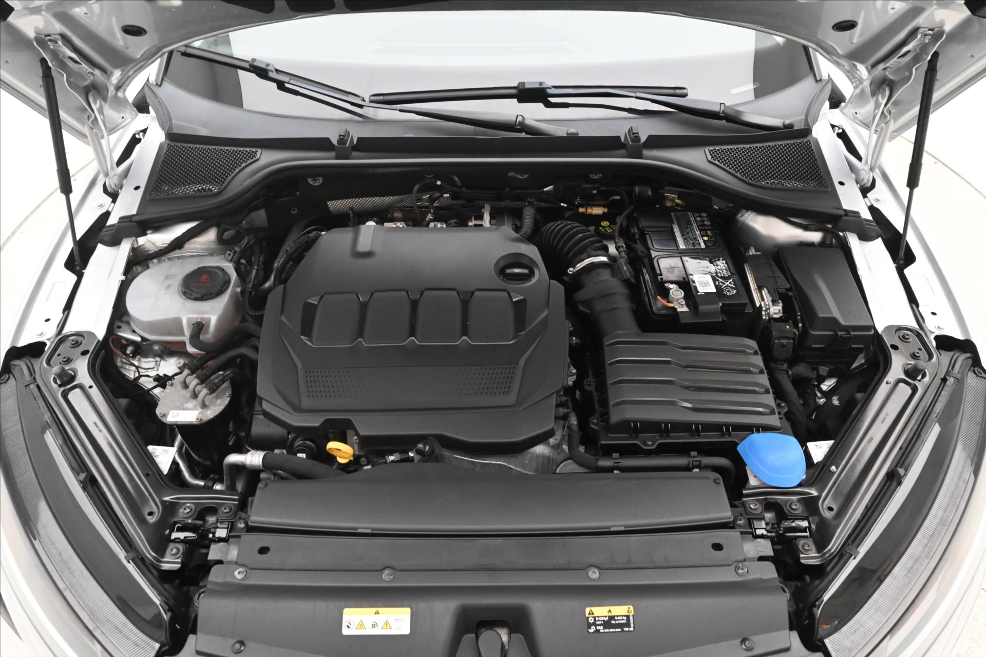 Main photo of the car Skoda Octavia 2.0 TDI 110kW DSG Style Warranty up to 5 years (10)