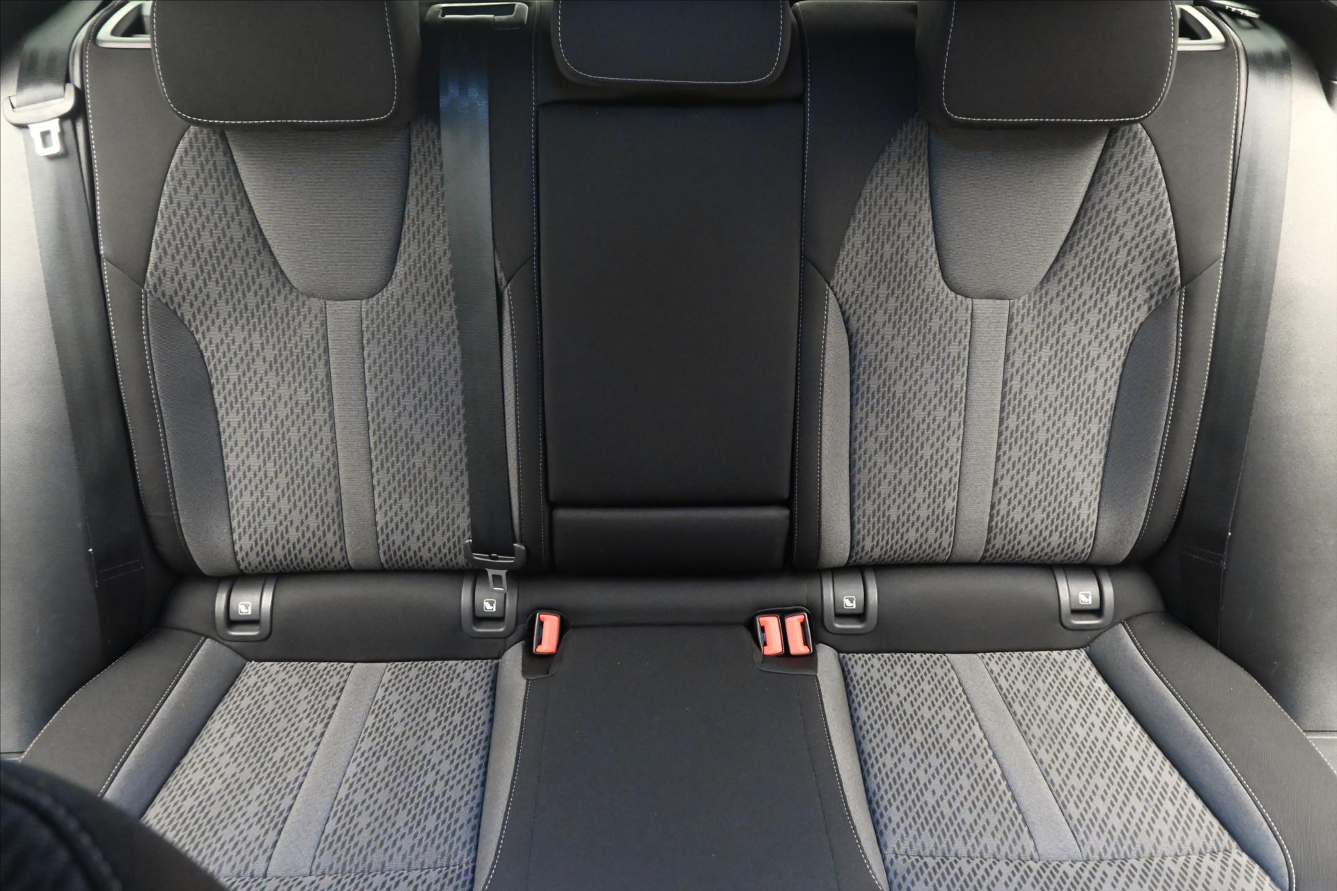 Main photo of the car Skoda Octavia 2.0 TDI 110kW DSG Style Warranty up to 5 years (29)