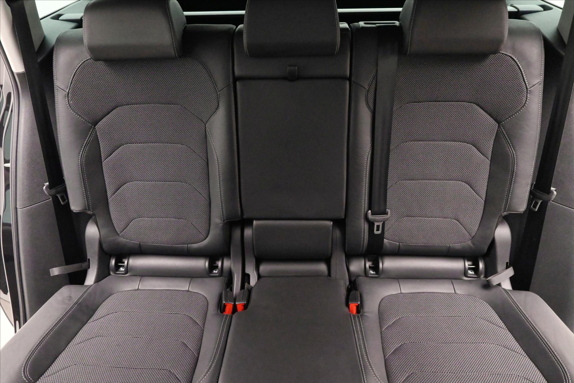 Hlavní fotografie vozu Škoda Kodiaq 2,0 TDI 110 kW DSG Style Záruka až 5 let (28)