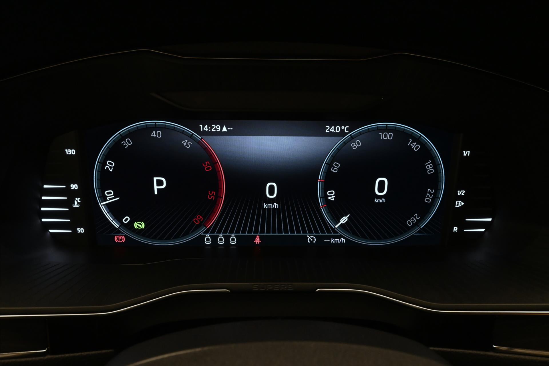 Main photo of the car Skoda Superb 2.0 TDI 110kW DSG Style Warranty up to 5 years (17)