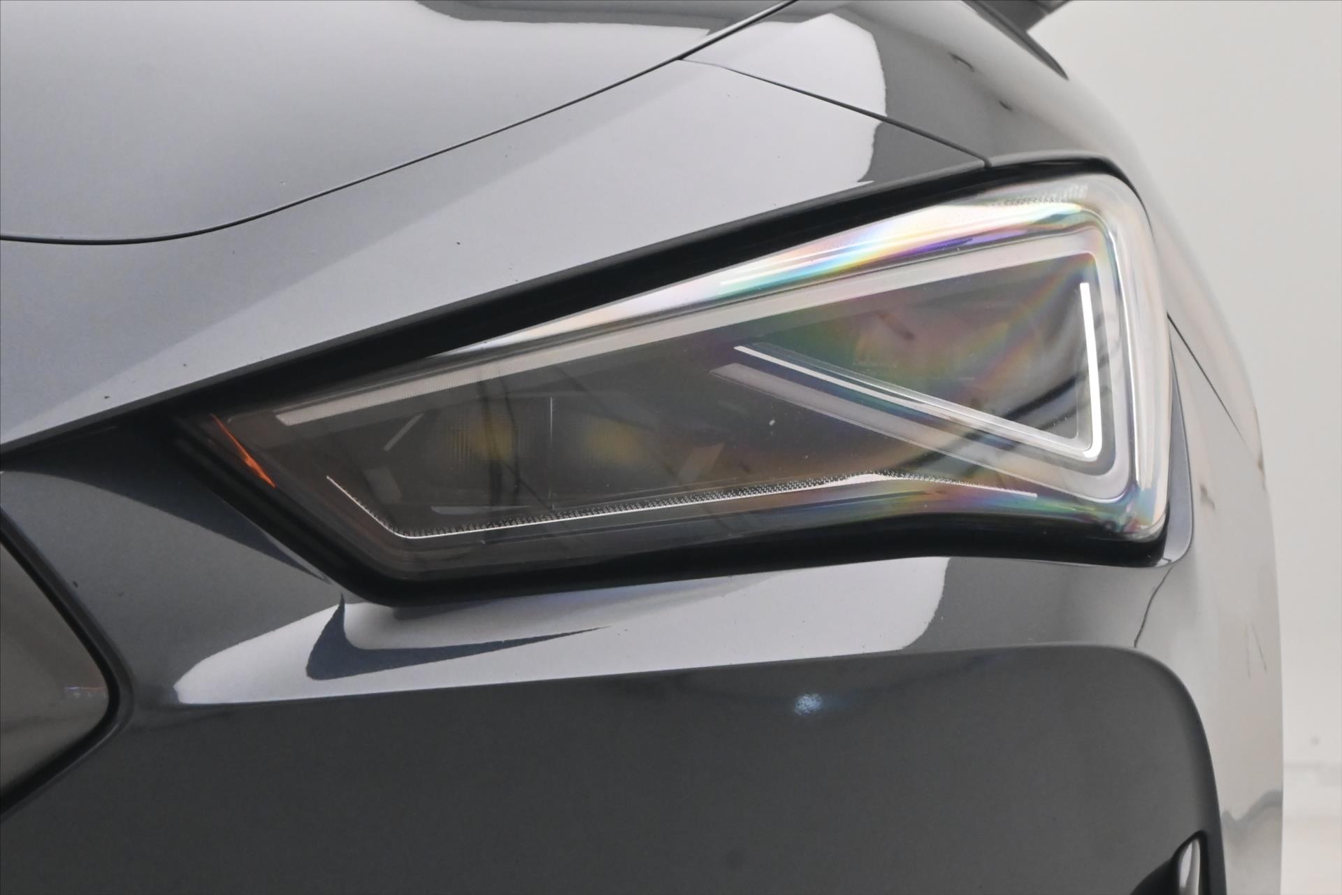 Hlavní fotografie vozu Cupra Leon 2,0 TDI 110 kW DSG Sportstourer Záruka až 5 let (31)