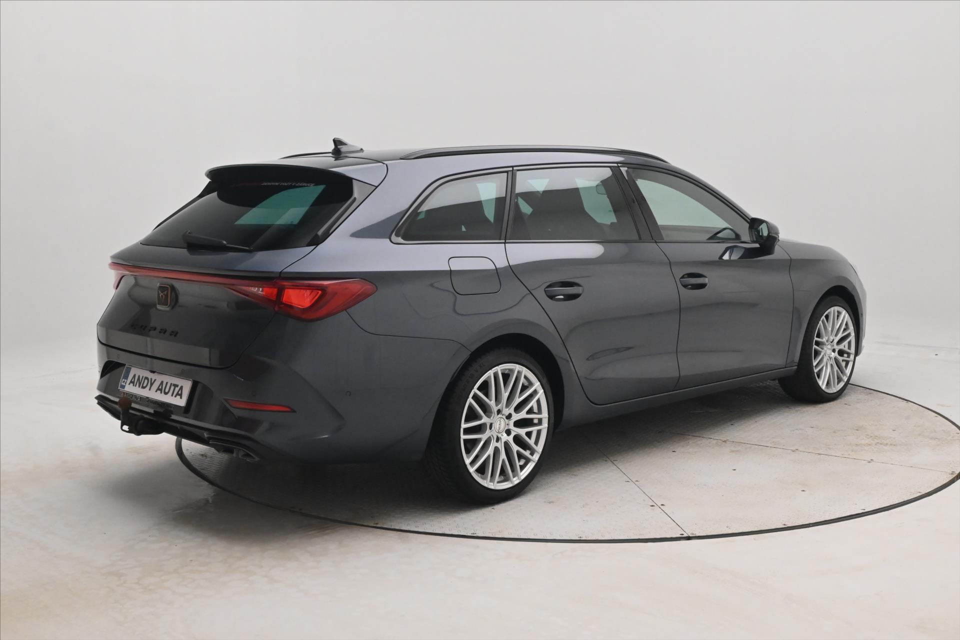 Hlavní fotografie vozu Cupra Leon 2,0 TDI 110 kW DSG Sportstourer Záruka až 5 let (5)