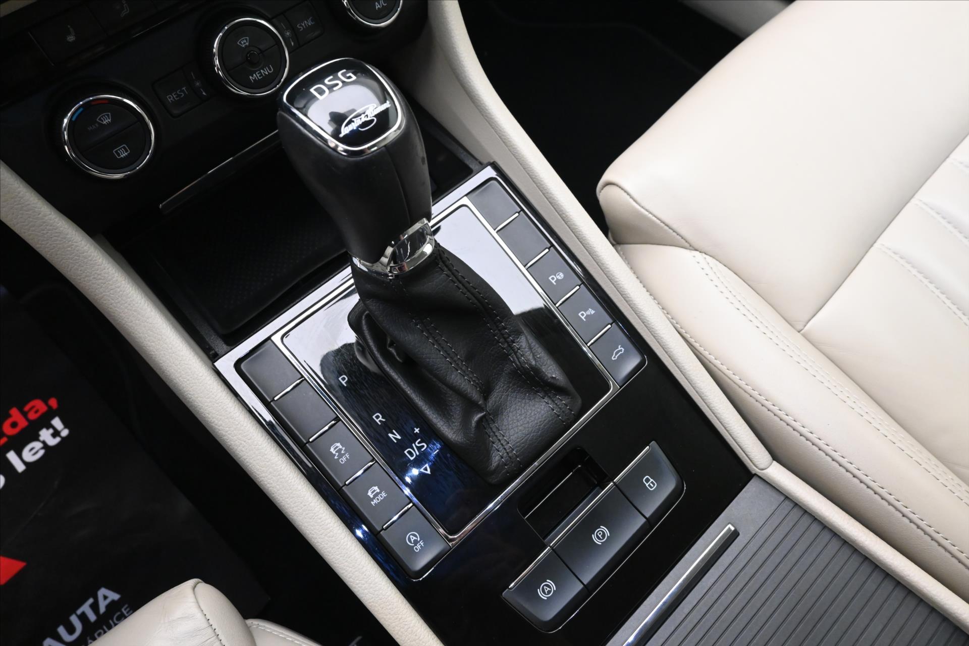 Hlavní fotografie vozu Škoda Superb 2,0 TDI 140 kW DSG L&K Záruka až 5 let (24)