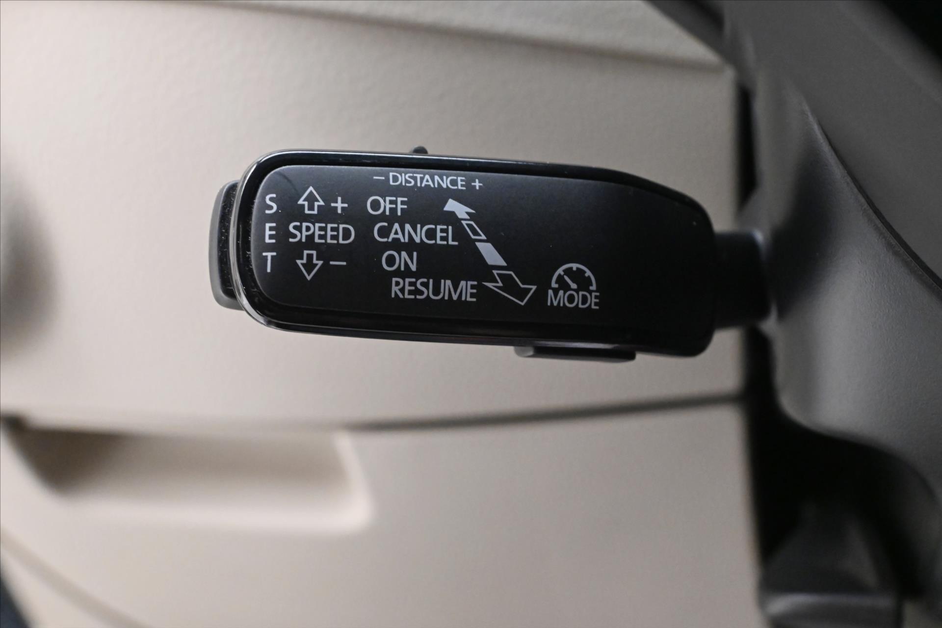 Hlavní fotografie vozu Škoda Superb 2,0 TDI 140 kW DSG L&K Záruka až 5 let (25)