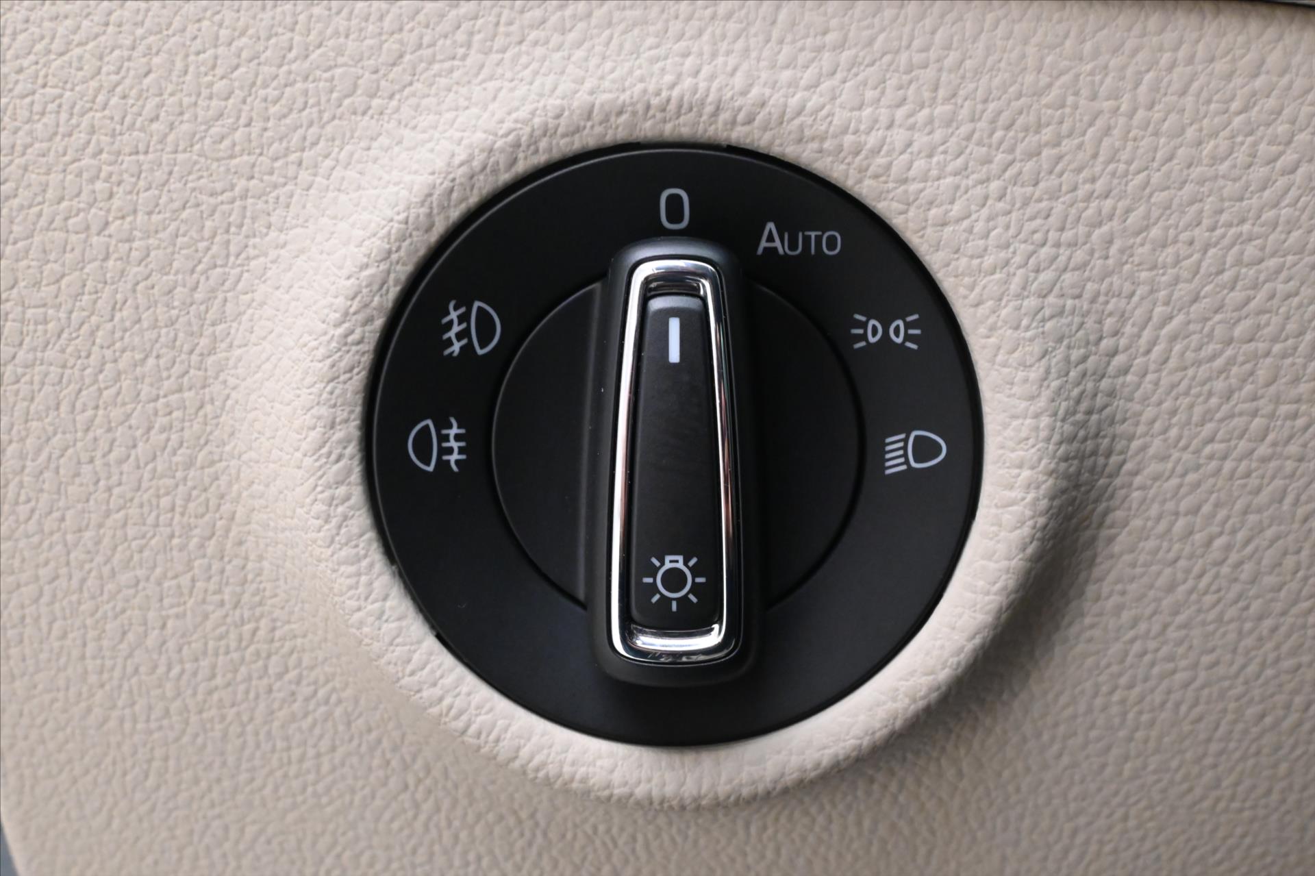 Hlavní fotografie vozu Škoda Superb 2,0 TDI 140 kW DSG L&K Záruka až 5 let (28)