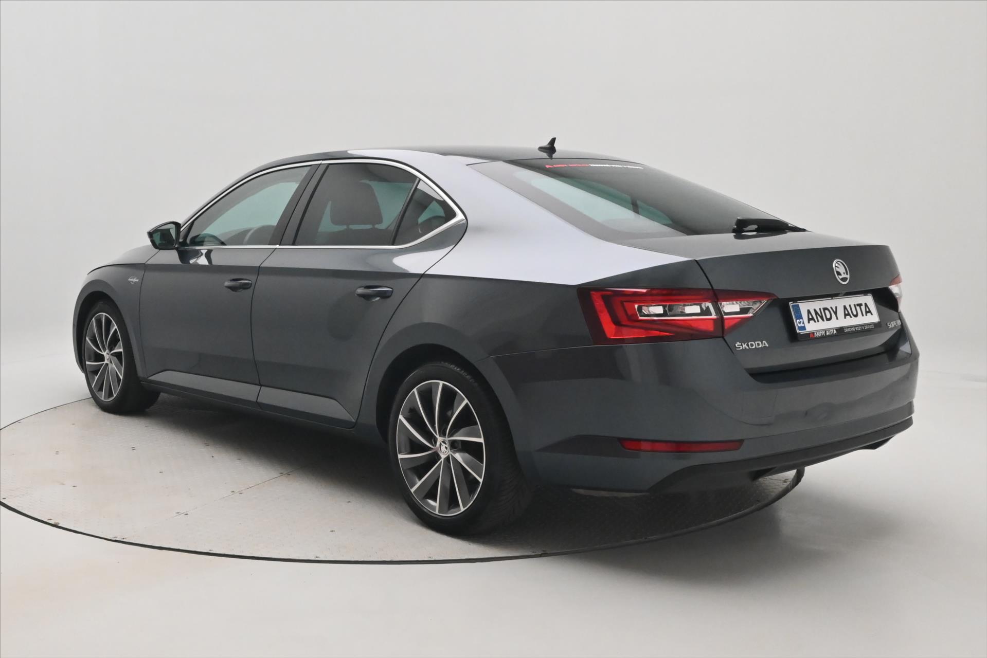 Hlavní fotografie vozu Škoda Superb 2,0 TDI 140 kW DSG L&K Záruka až 5 let (8)