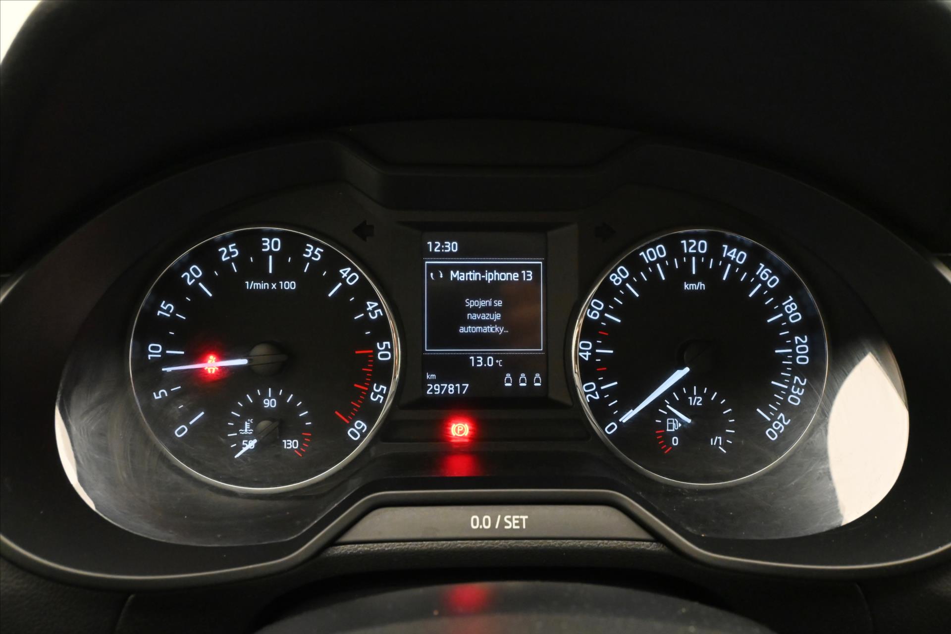 Hlavní fotografie vozu Škoda Octavia 2,0 TDI 110kW Elegance Tažné Výhřev skla (16)
