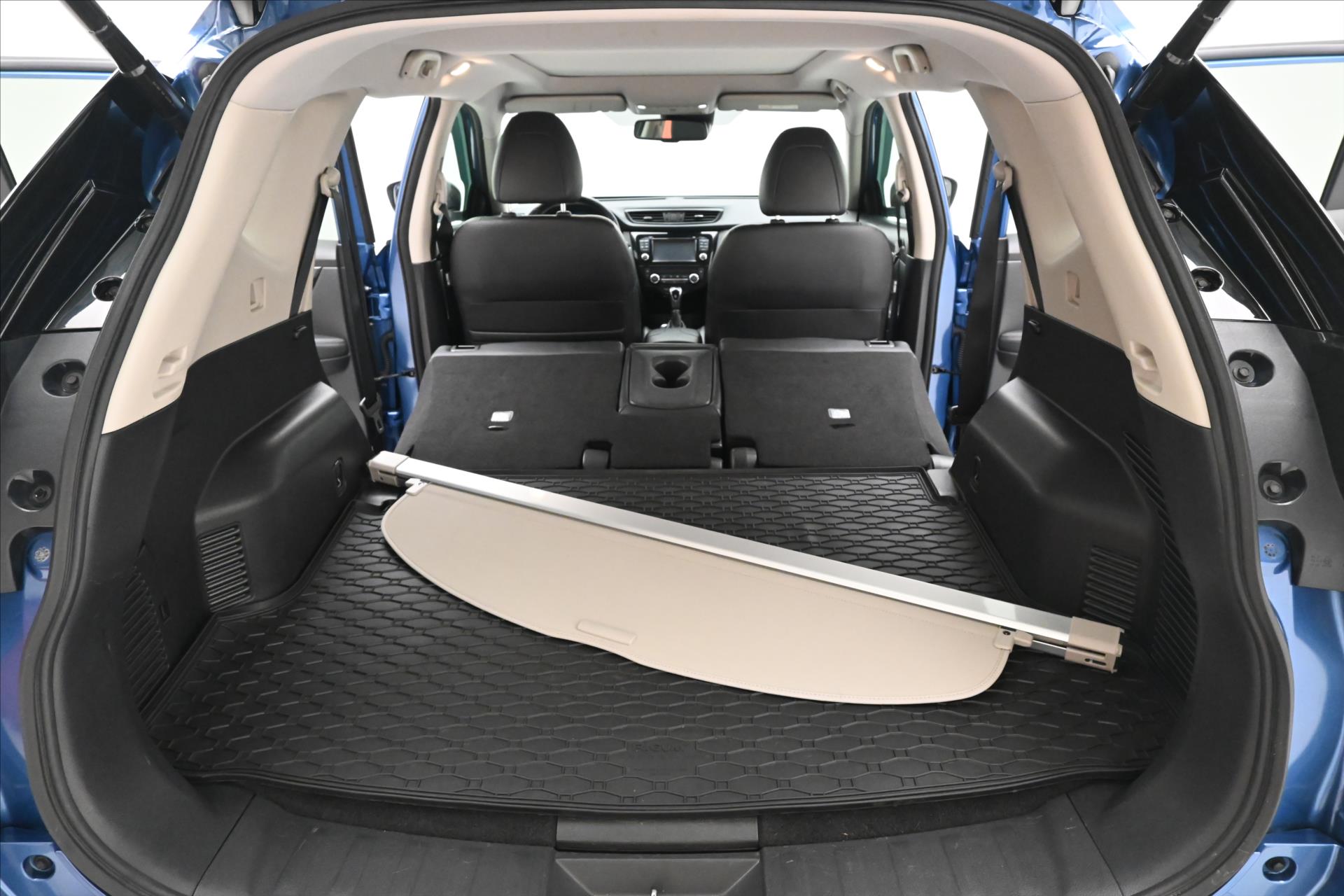 Hlavní fotografie vozu Nissan X-Trail 1,8 dCi 110 kW 4x4 AT Panorama Záruka až 5 let (12)