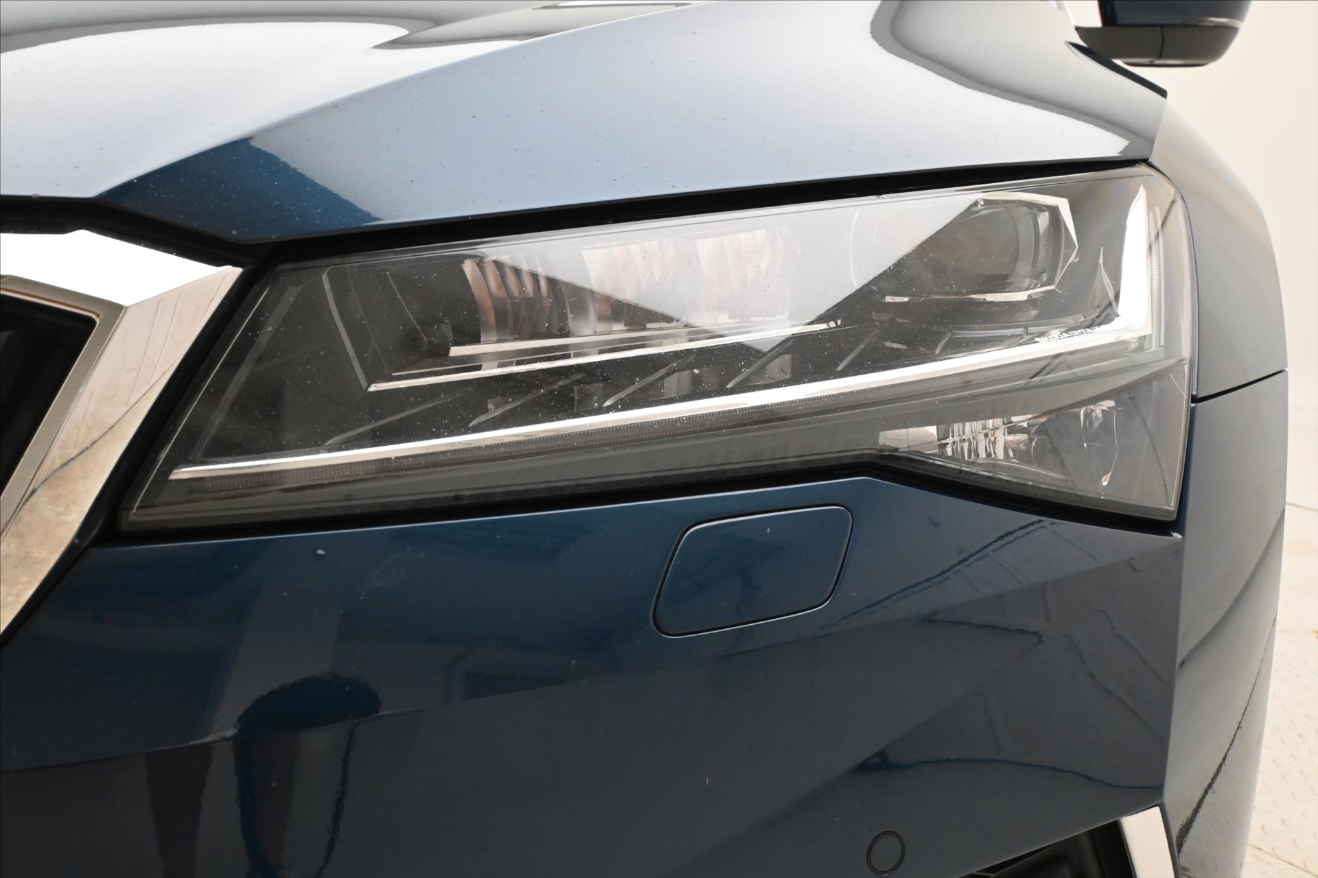 Hlavní fotografie vozu Škoda Superb 2,0 TSI 206kW L&K DSG 4x4 Záruka až 5 let (31)