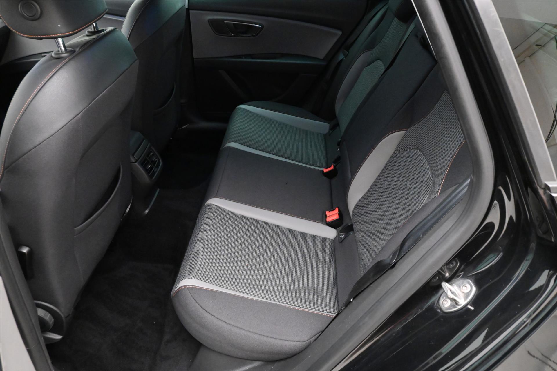 Hlavní fotografie vozu Seat Leon 2,0 TDI 110 kW 4x4 X-Perience Záruka až 5 let (15)