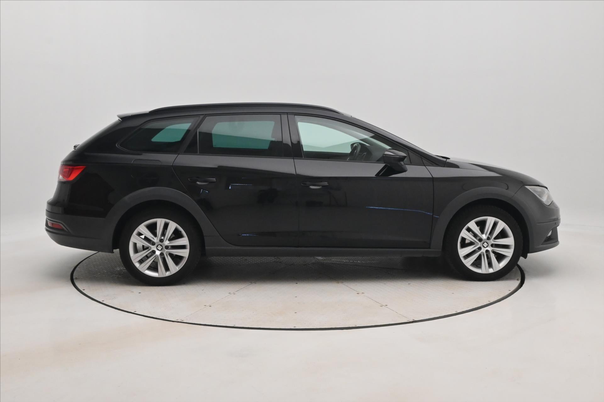 Hlavní fotografie vozu Seat Leon 2,0 TDI 110 kW 4x4 X-Perience Záruka až 5 let (5)