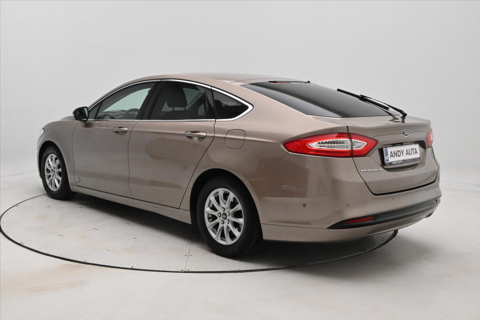 Hlavní fotografie vozu Ford Mondeo 2,0 EcoBlue 110 kW Titanium Záruka až 5 let (7)