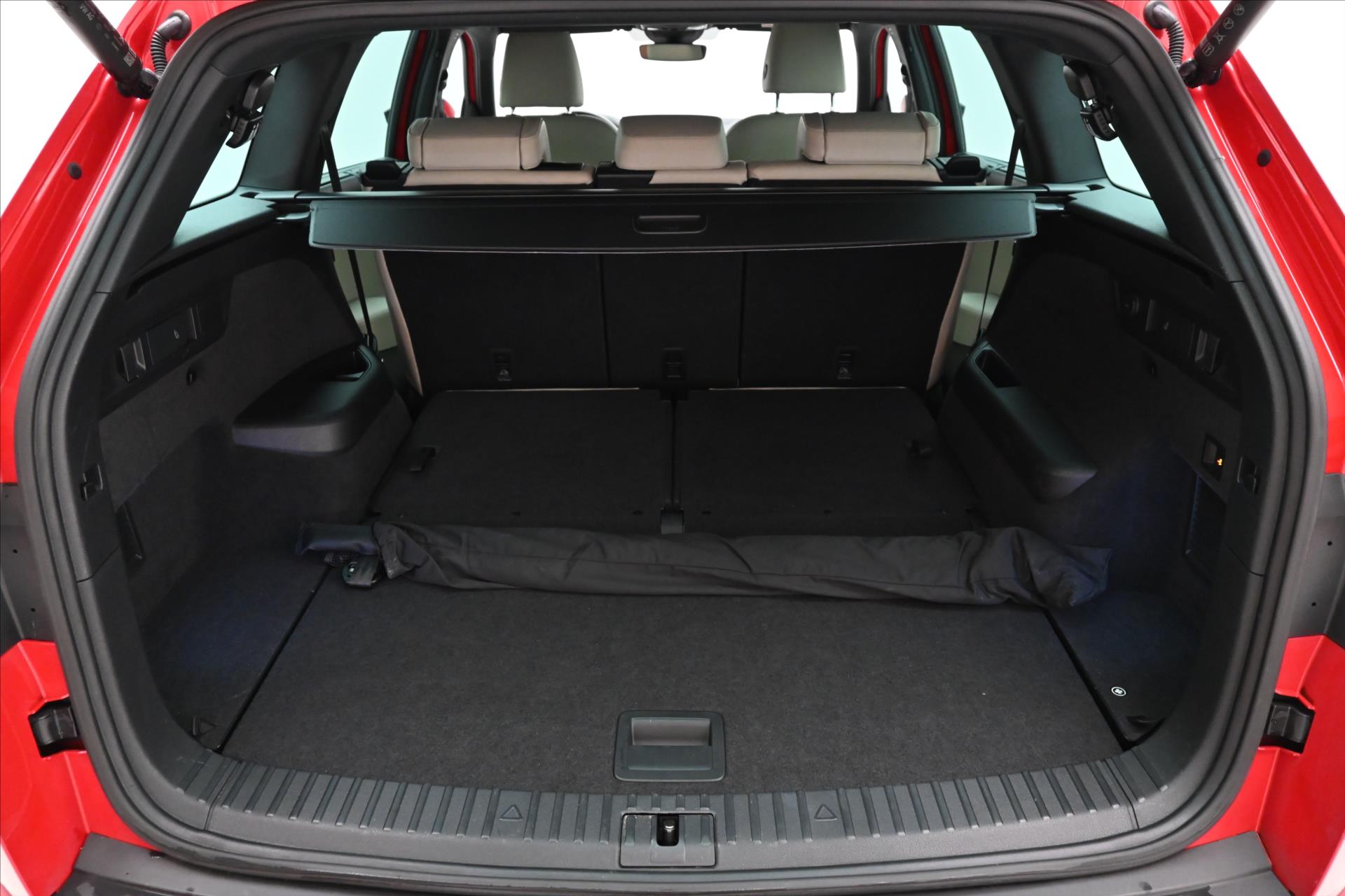 Main photo of the car Skoda Kodiaq 2.0 TDI 110 kW DSG L&K 7 Seats Warranty up to 5 years (12)
