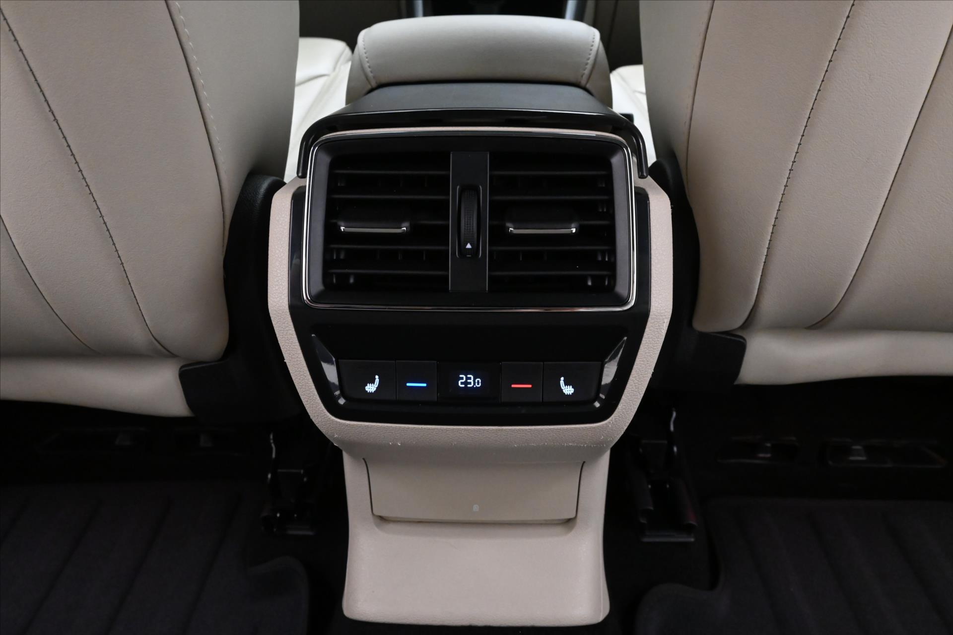 Main photo of the car Skoda Kodiaq 2.0 TDI 110 kW DSG L&K 7 Seats Warranty up to 5 years (24)